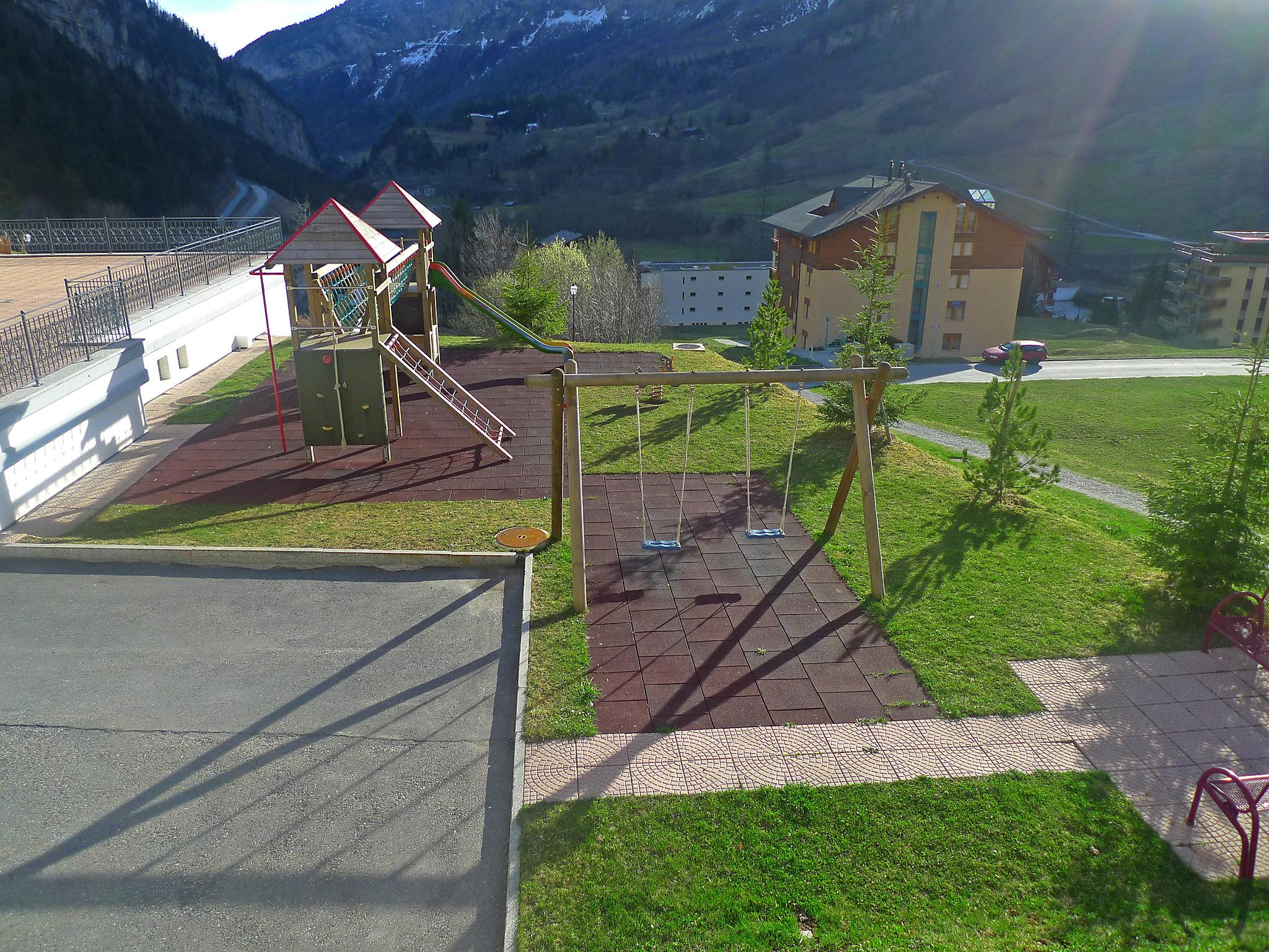 Photo 15 - 2 bedroom Apartment in Leukerbad with mountain view