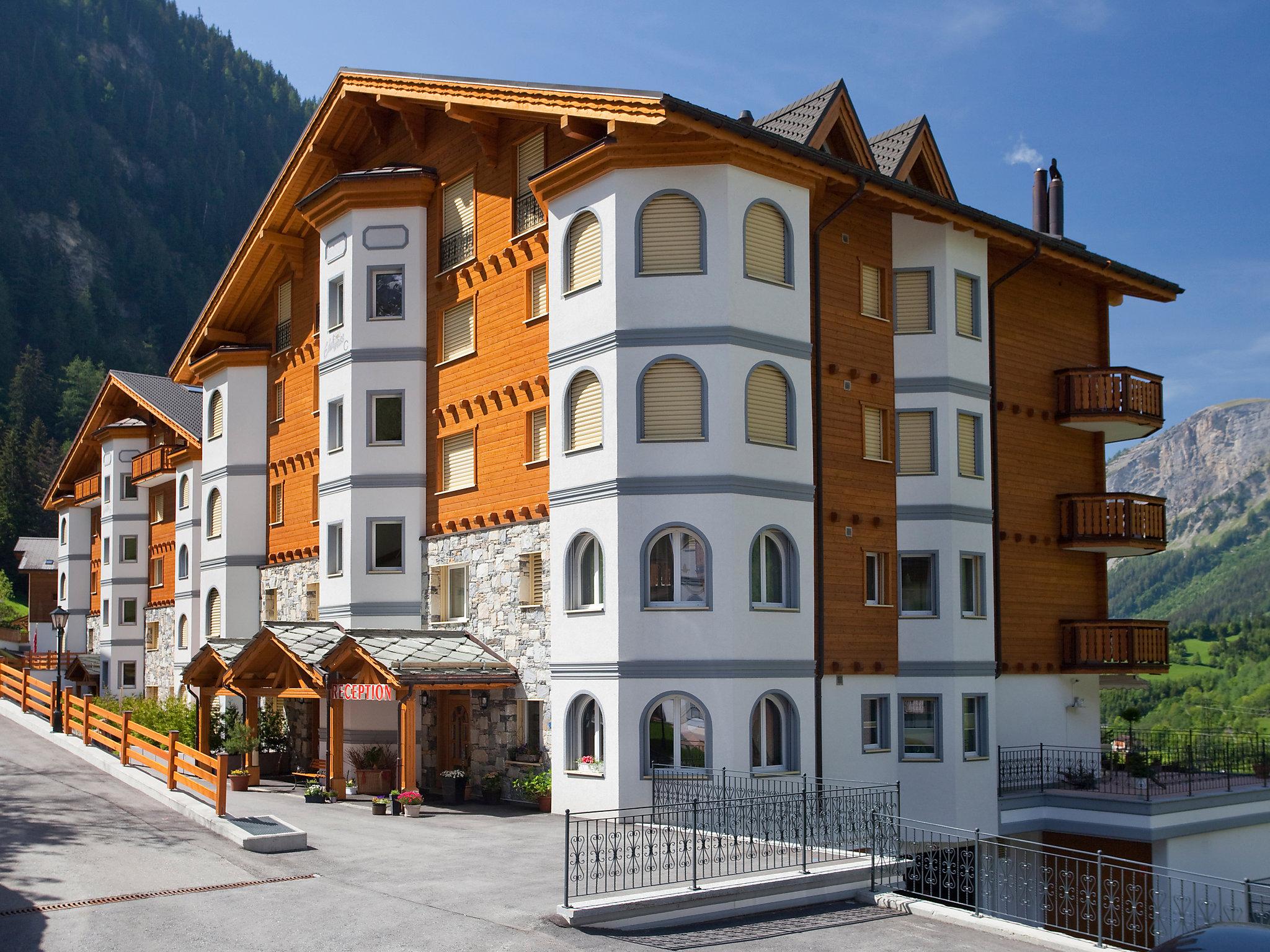 Photo 9 - Appartement de 2 chambres à Loeche-les-Bains avec vues sur la montagne