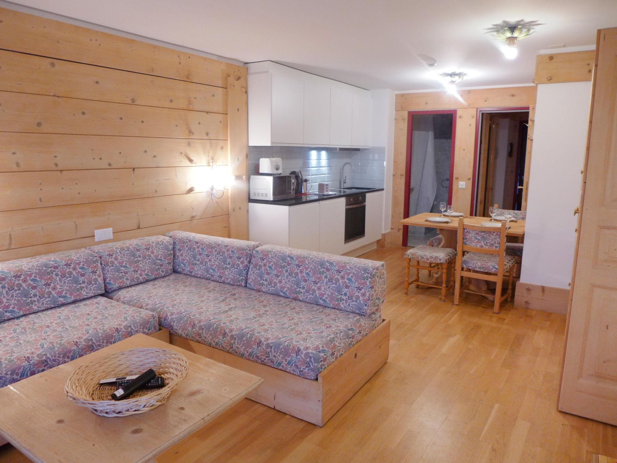 Foto 7 - Appartamento con 1 camera da letto a Ollon con piscina e vista sulle montagne