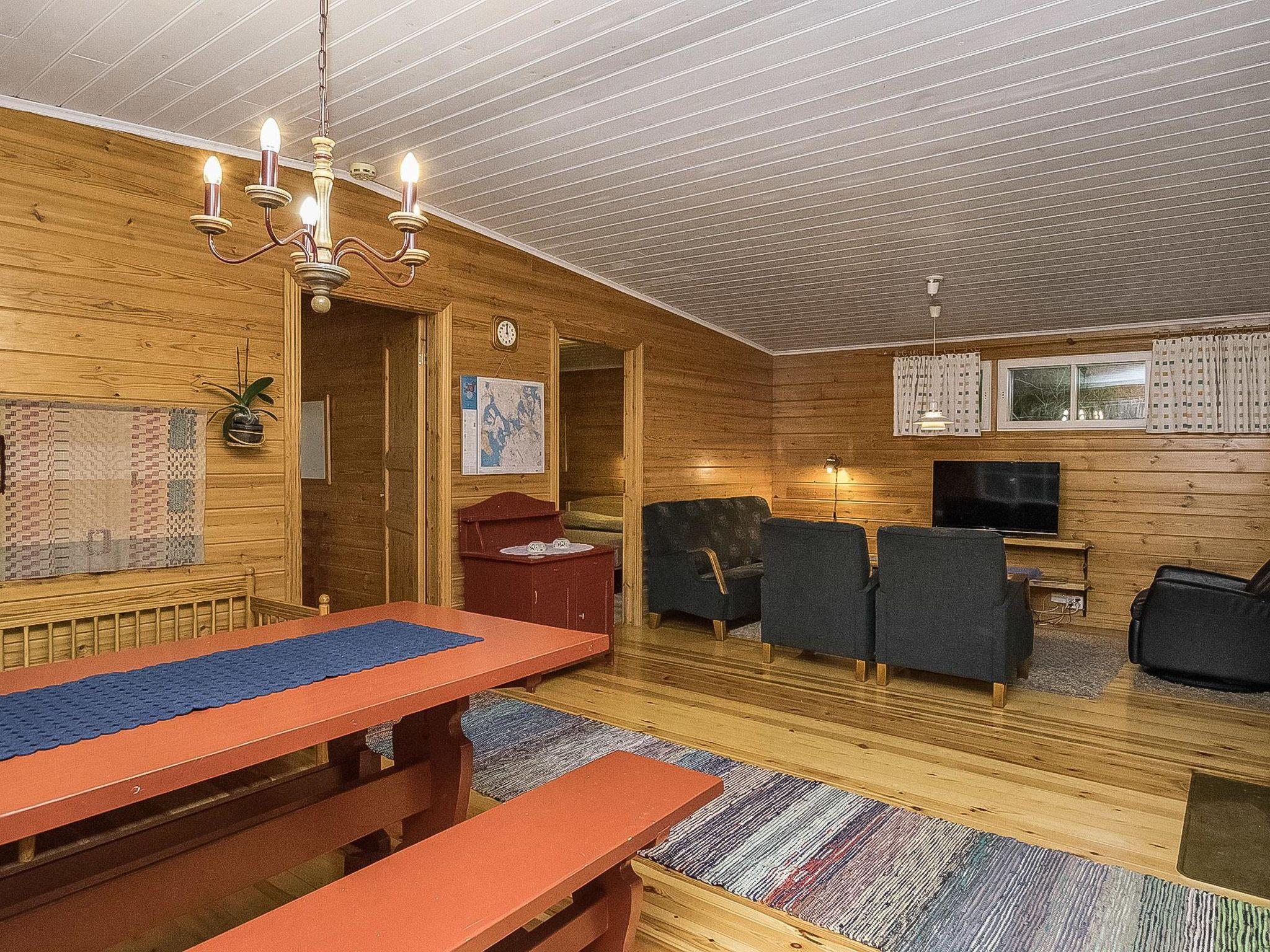 Foto 8 - Casa de 3 quartos em Hameenlinna com sauna