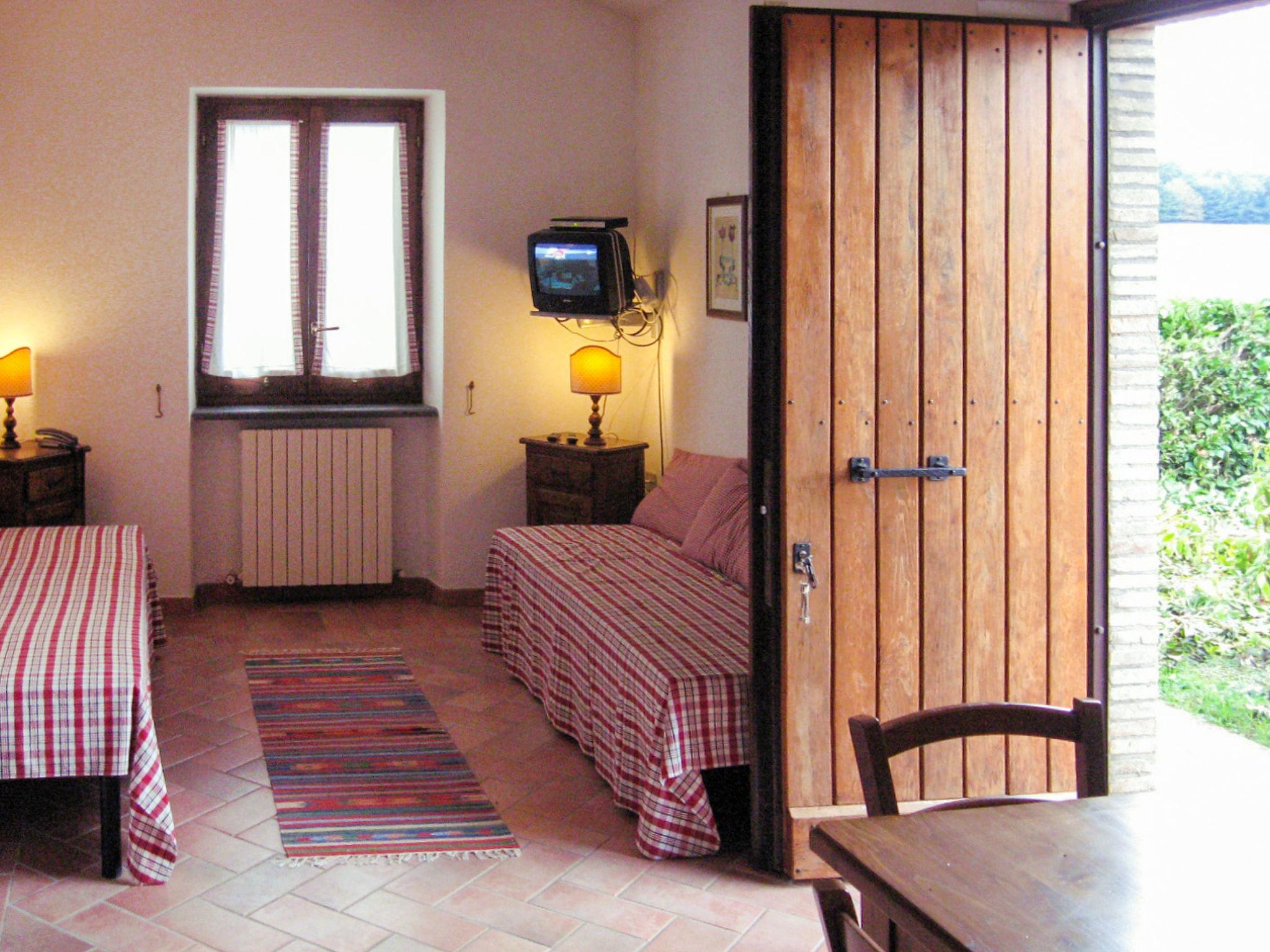 Photo 10 - 1 bedroom House in Orvieto with swimming pool and garden