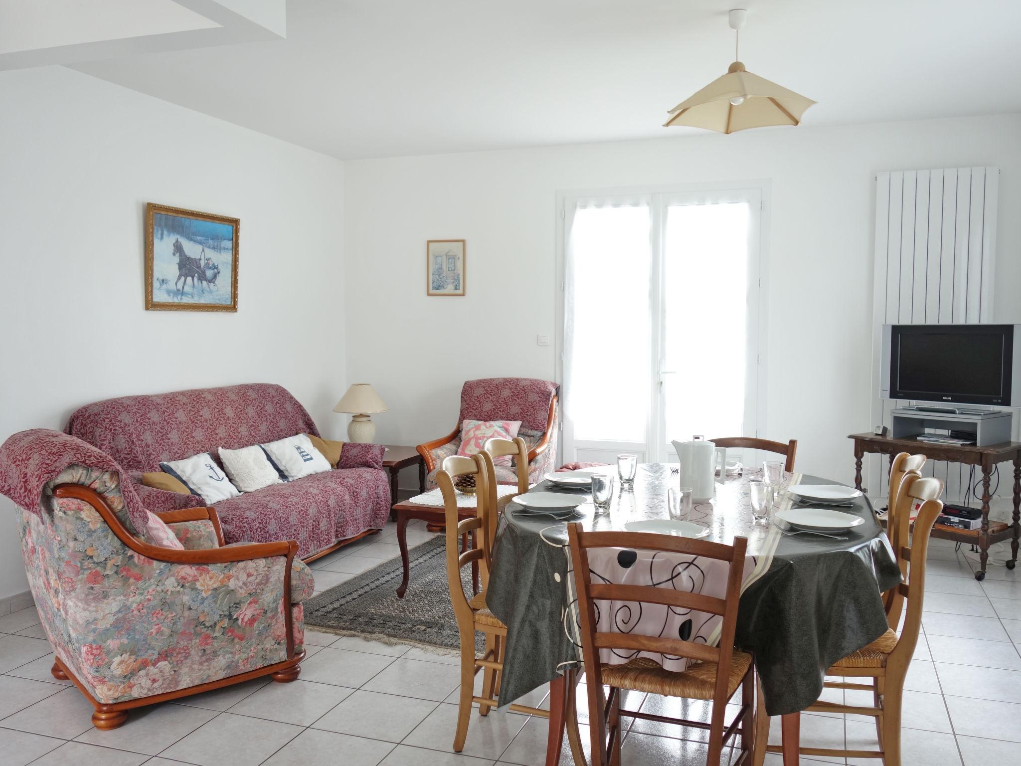Foto 6 - Casa de 3 quartos em Vaux-sur-Mer com jardim e vistas do mar