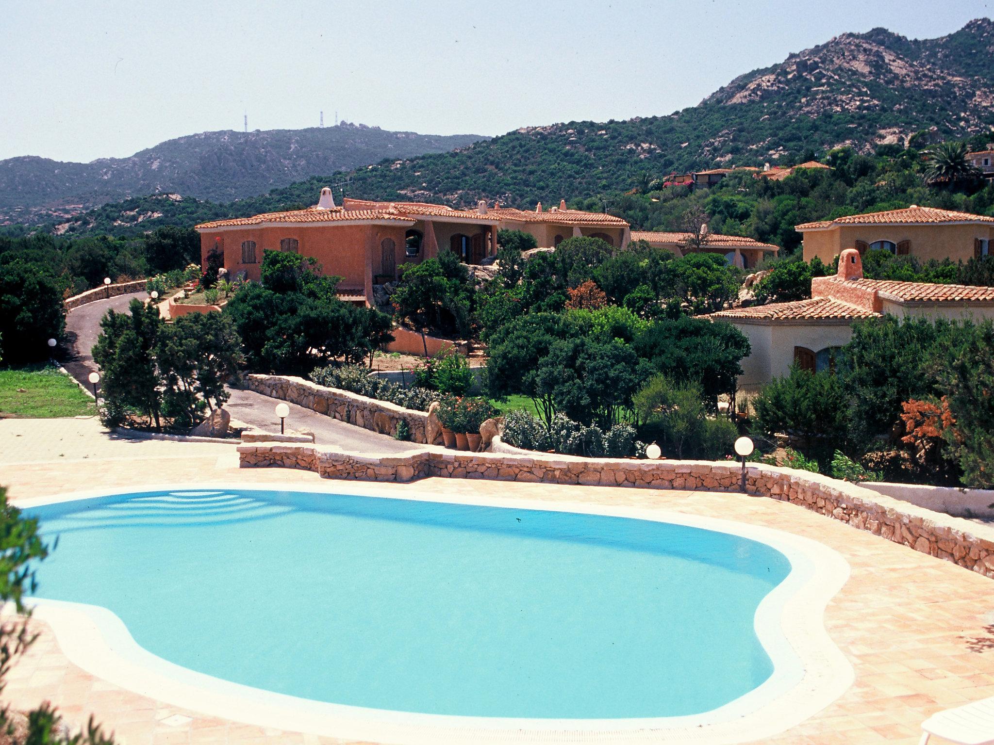 Foto 2 - Haus mit 3 Schlafzimmern in Arzachena mit schwimmbad und blick aufs meer