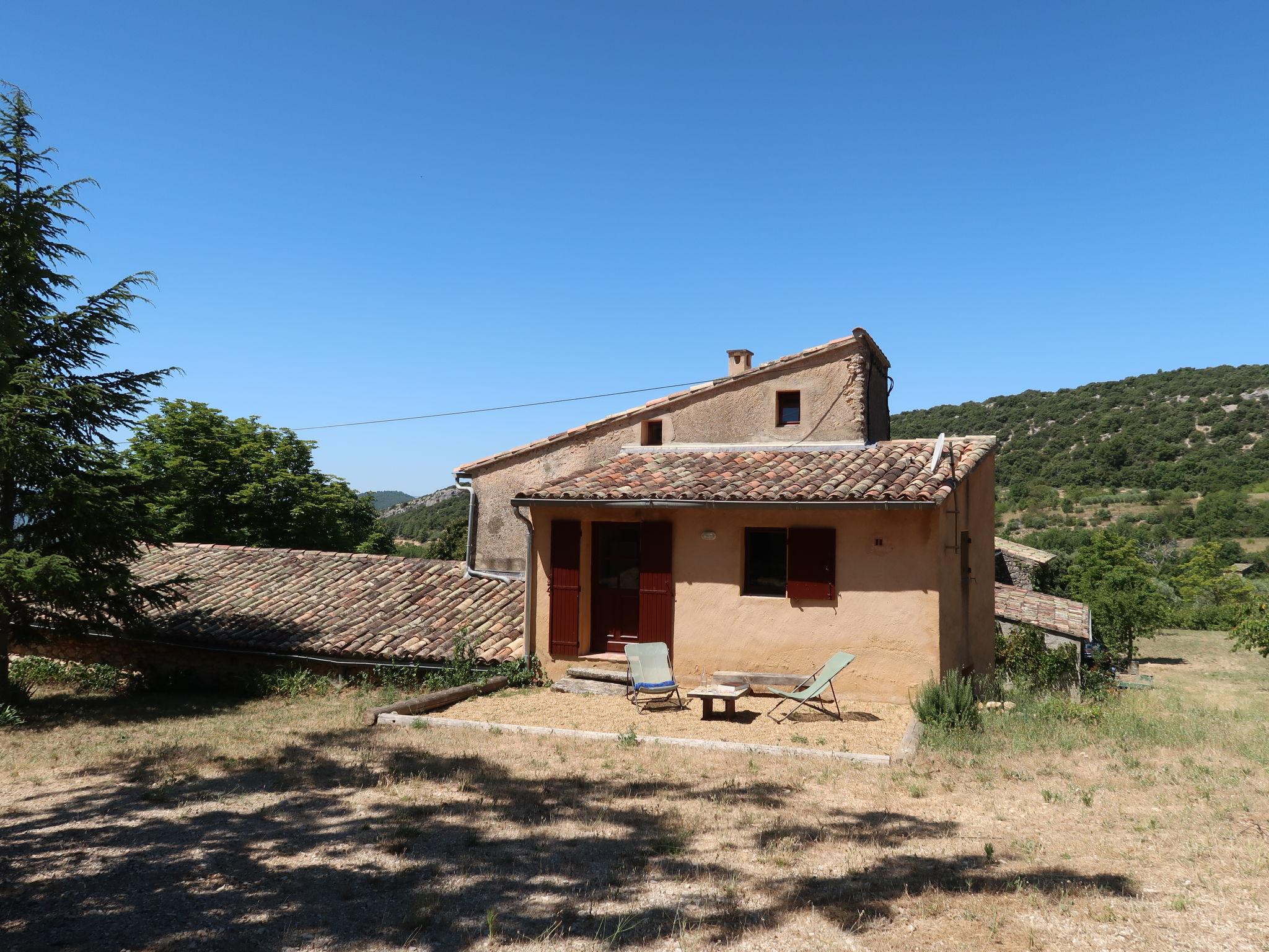 Foto 15 - Haus mit 1 Schlafzimmer in Saint-Saturnin-lès-Apt mit terrasse