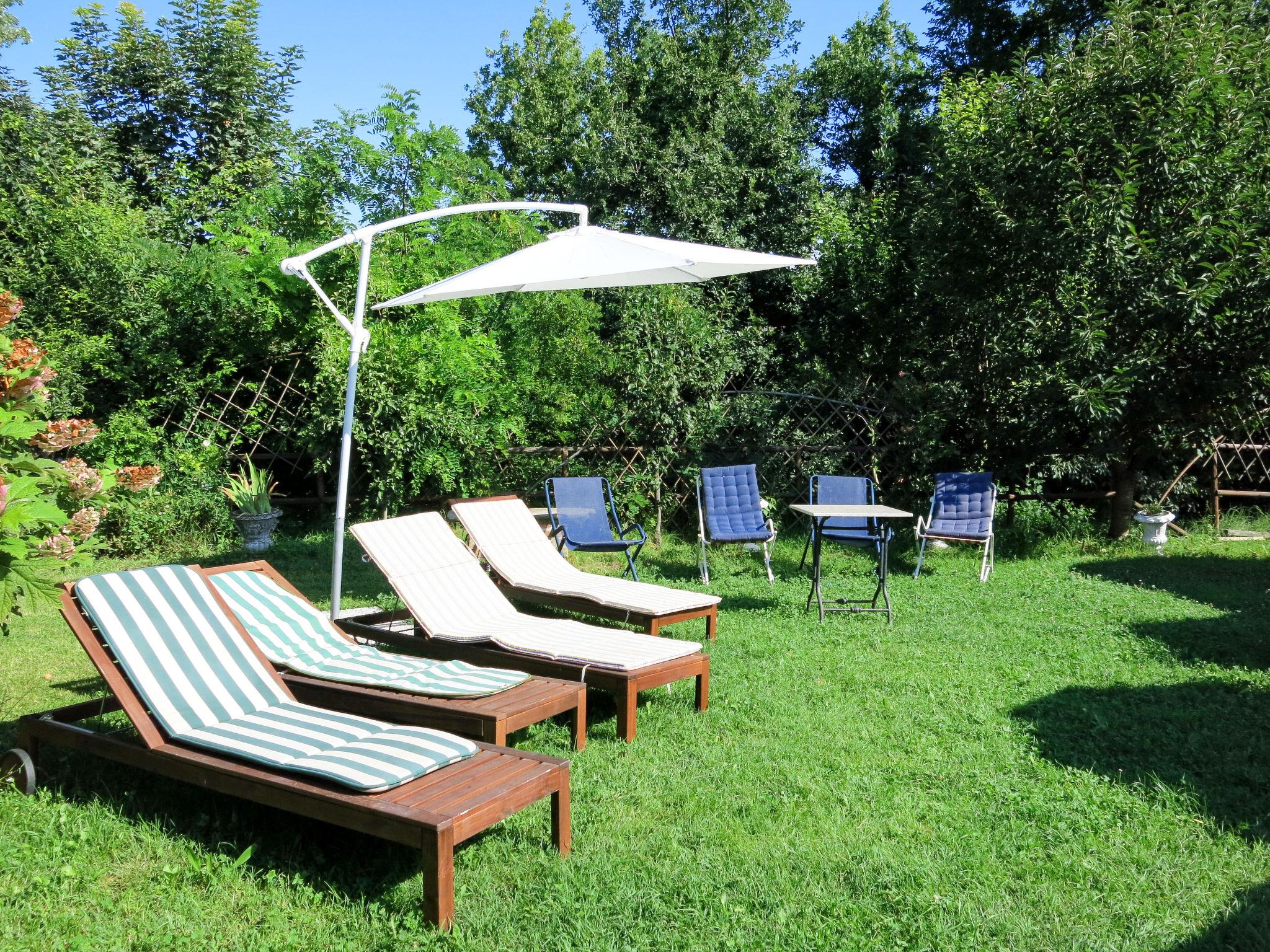 Photo 29 - 3 bedroom House in San Damiano d'Asti with swimming pool and garden