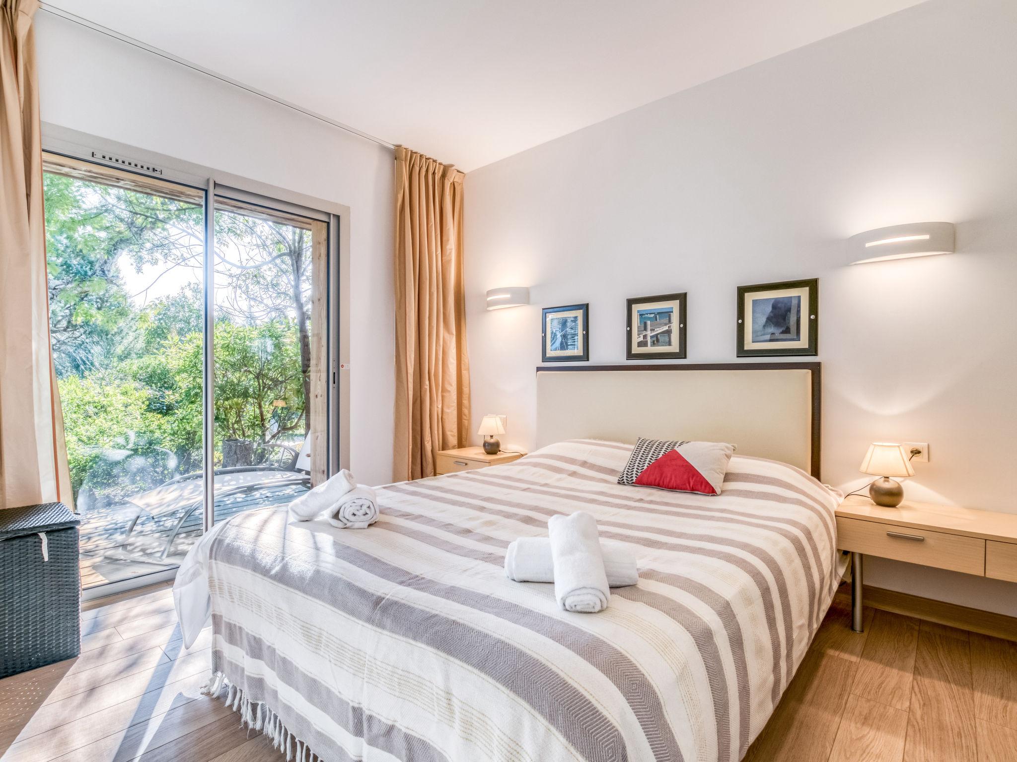 Foto 7 - Apartamento de 2 quartos em Porto-Vecchio com piscina e jardim