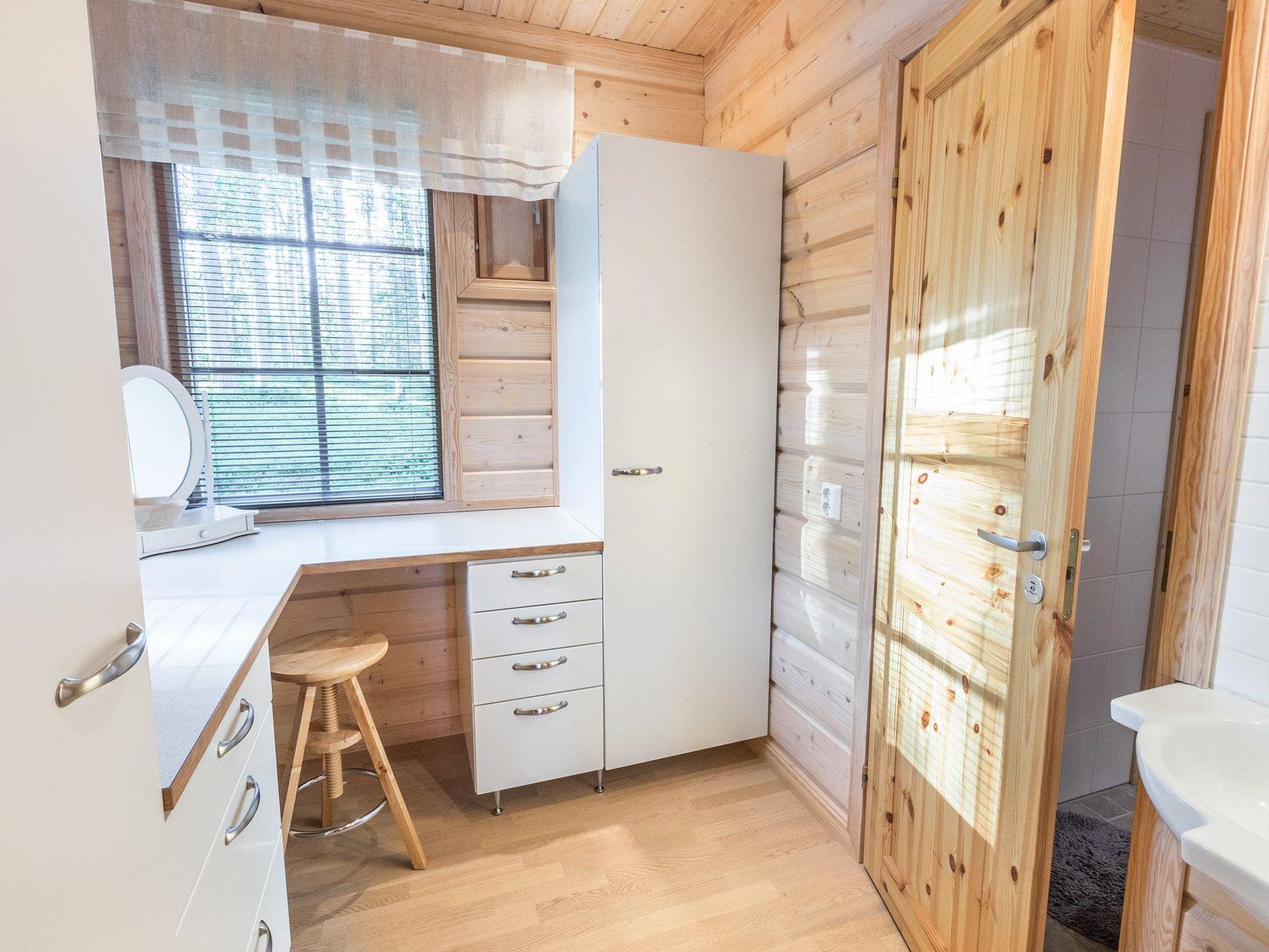 Foto 24 - Casa de 4 habitaciones en Kolari con sauna y vistas a la montaña