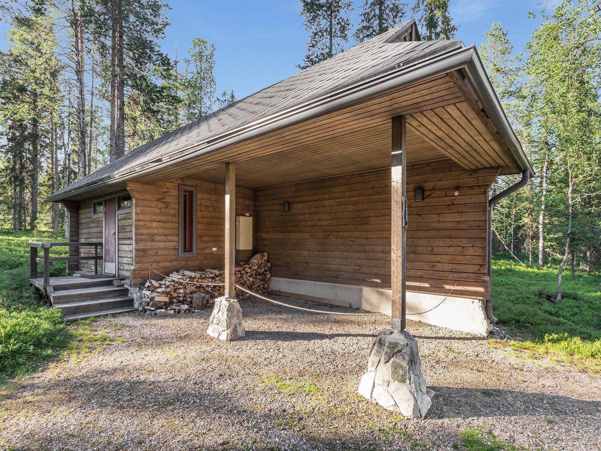 Foto 36 - Casa de 4 habitaciones en Kolari con sauna y vistas a la montaña