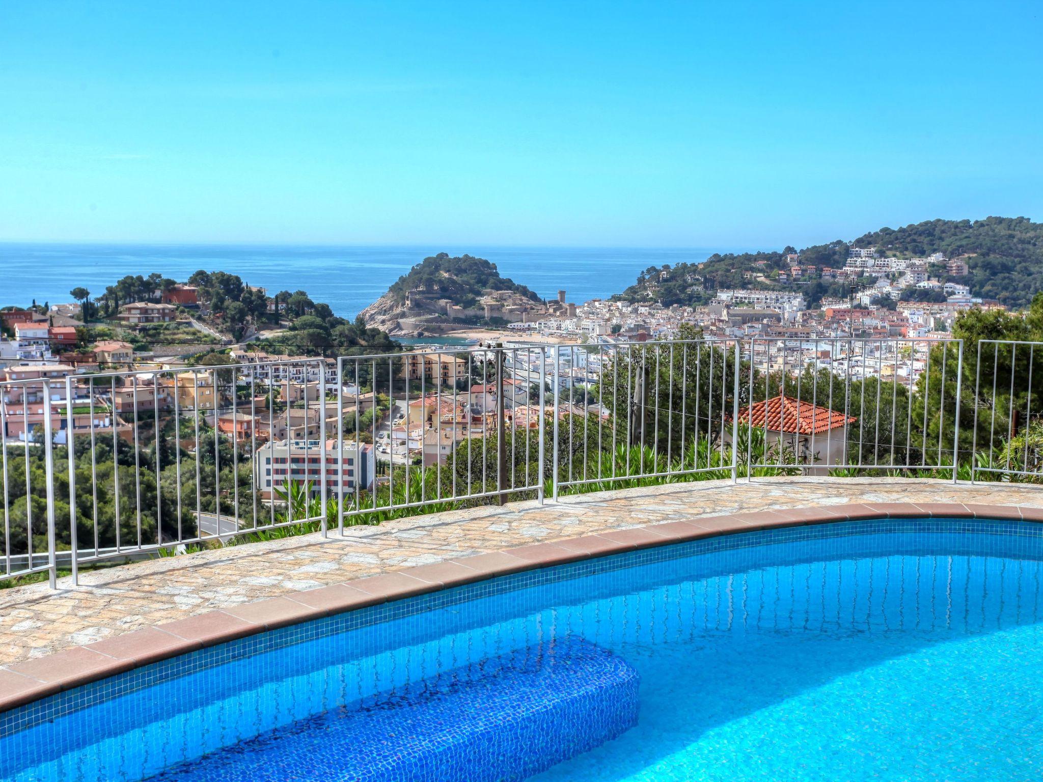 Photo 23 - 2 bedroom House in Tossa de Mar with private pool and sea view