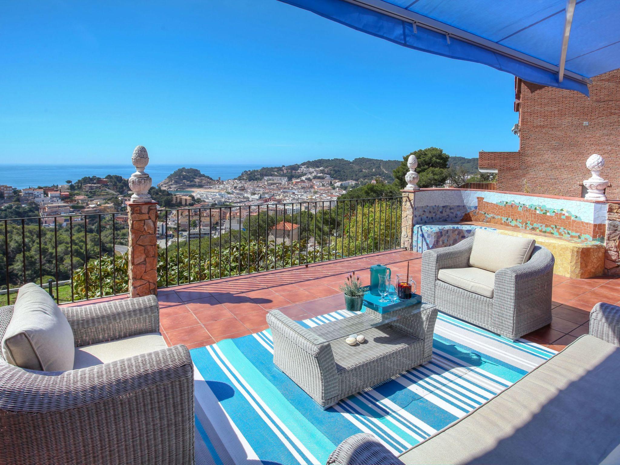 Photo 2 - Maison de 2 chambres à Tossa de Mar avec piscine privée et vues à la mer