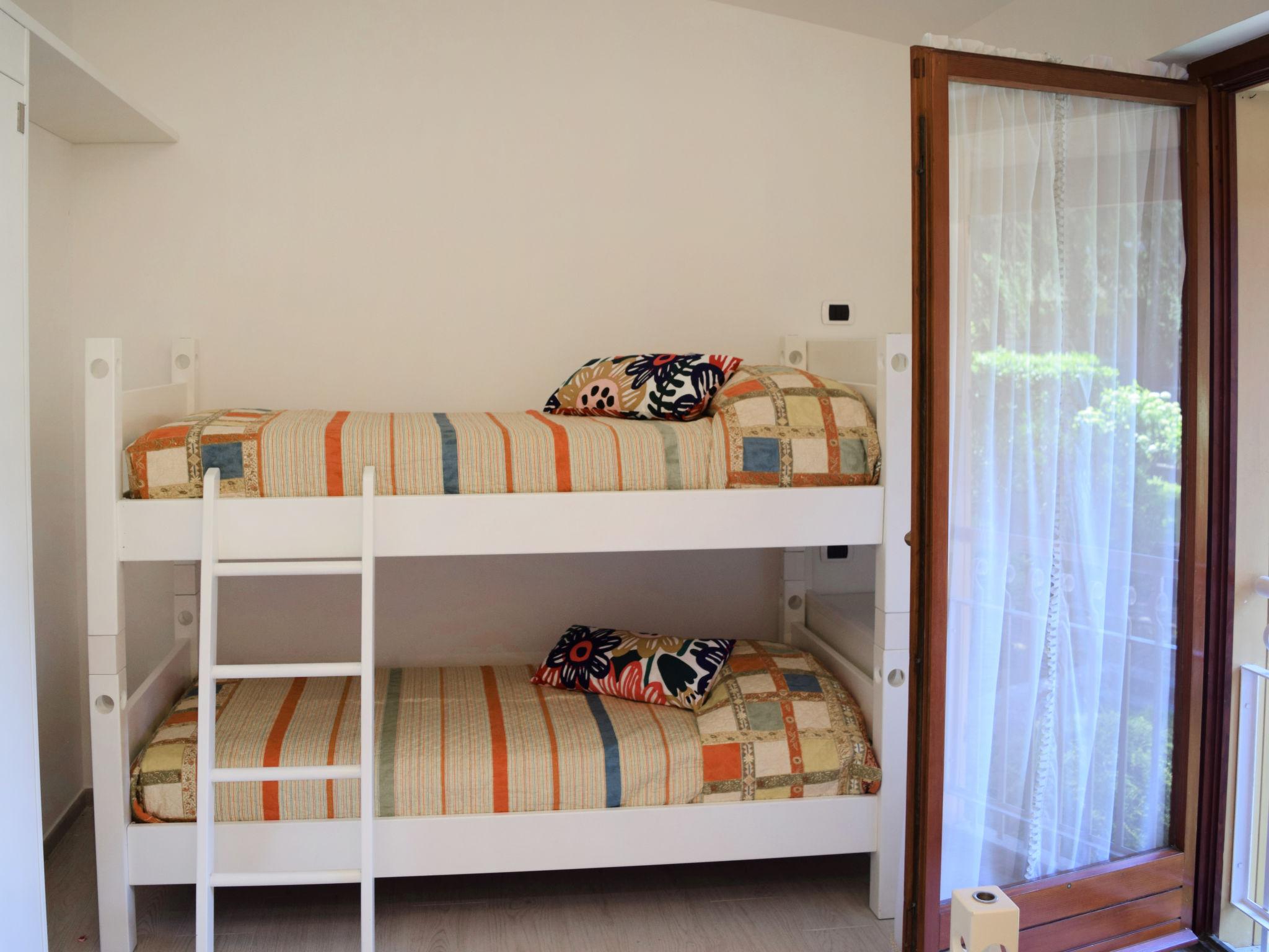 Photo 10 - Maison de 2 chambres à Porto Valtravaglia avec piscine et vues sur la montagne