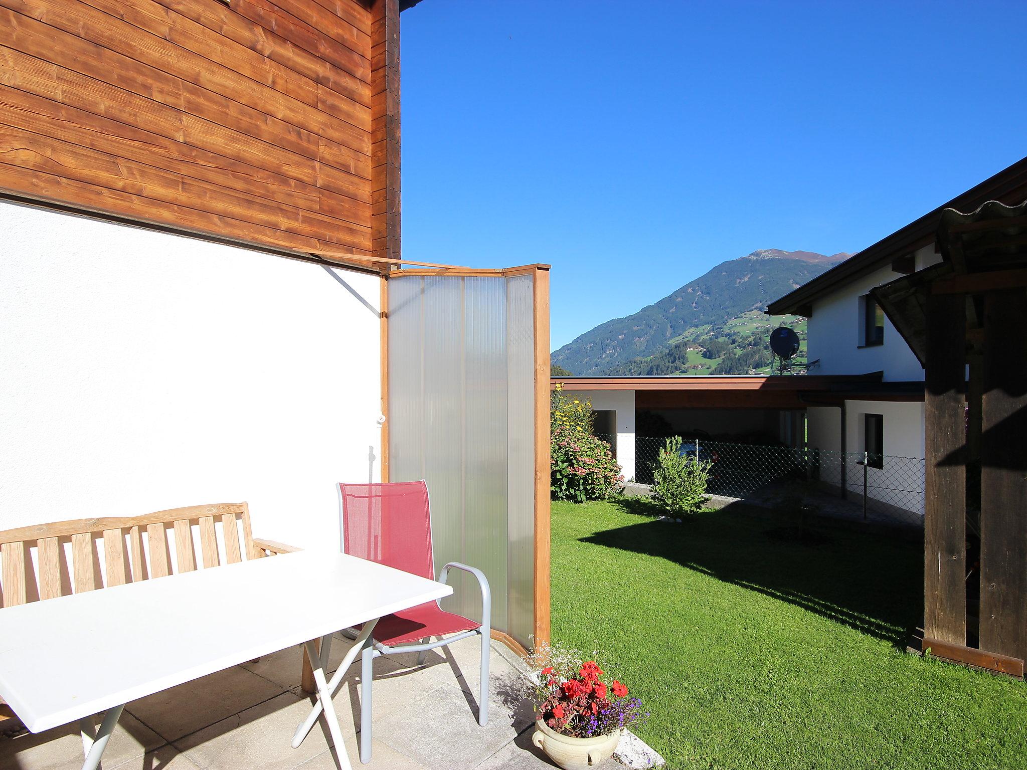 Foto 9 - Apartamento em Aschau im Zillertal com jardim e terraço