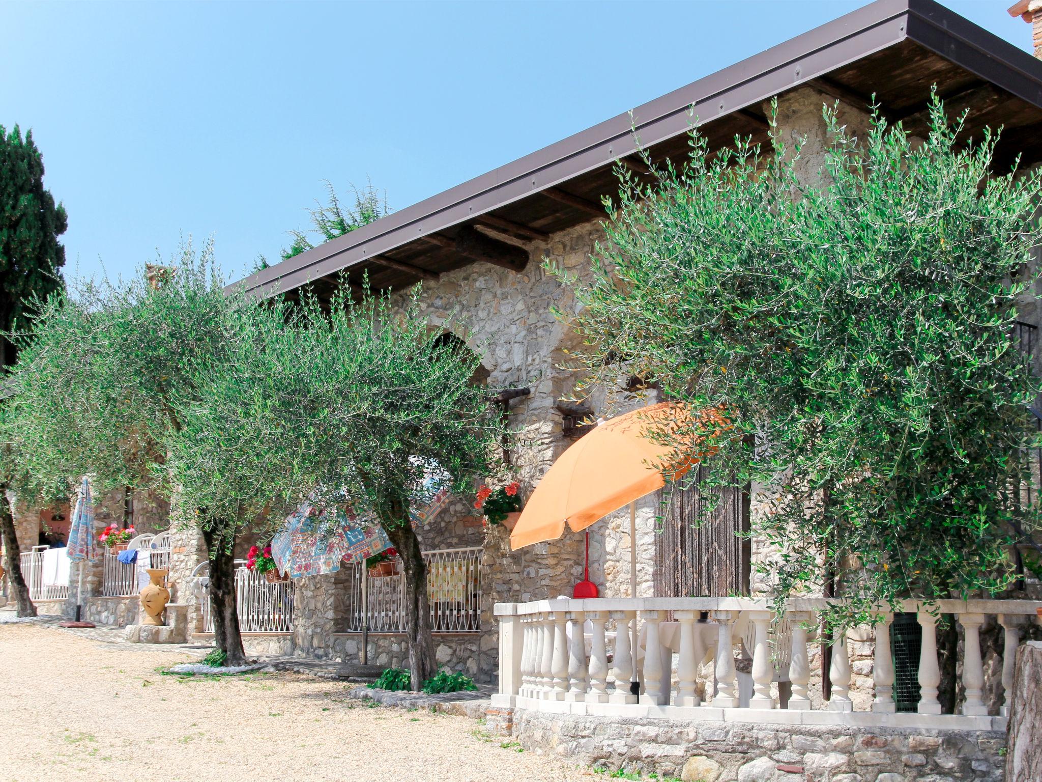 Foto 7 - Apartamento em Tremosine sul Garda com piscina e vista para a montanha