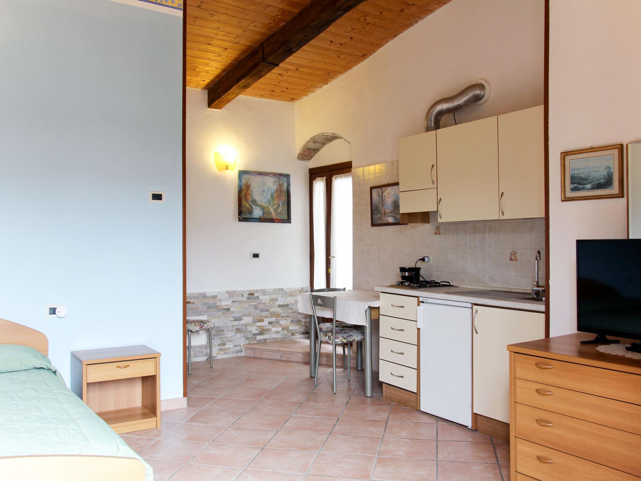 Photo 8 - Appartement en Tremosine sul Garda avec piscine et vues sur la montagne