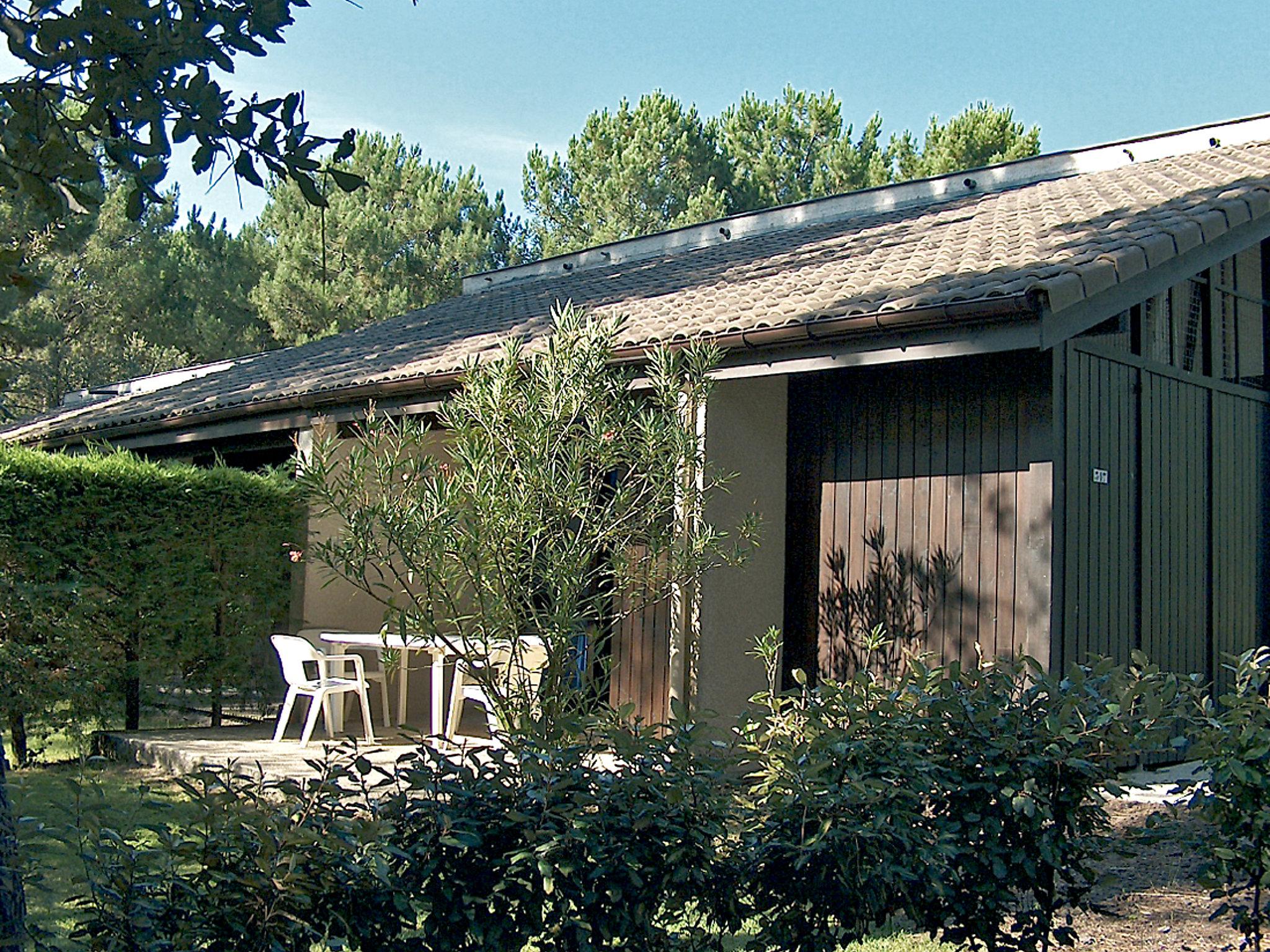 Photo 19 - Maison de 1 chambre à Lacanau avec jardin et vues à la mer