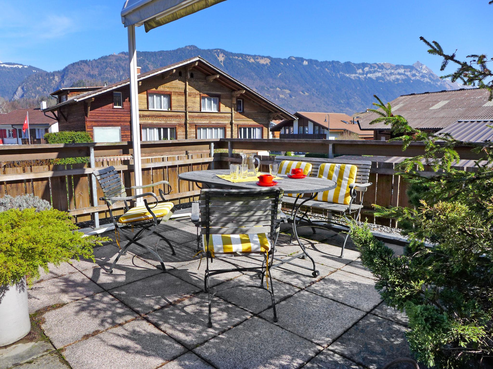 Foto 19 - Appartamento con 3 camere da letto a Wilderswil con terrazza