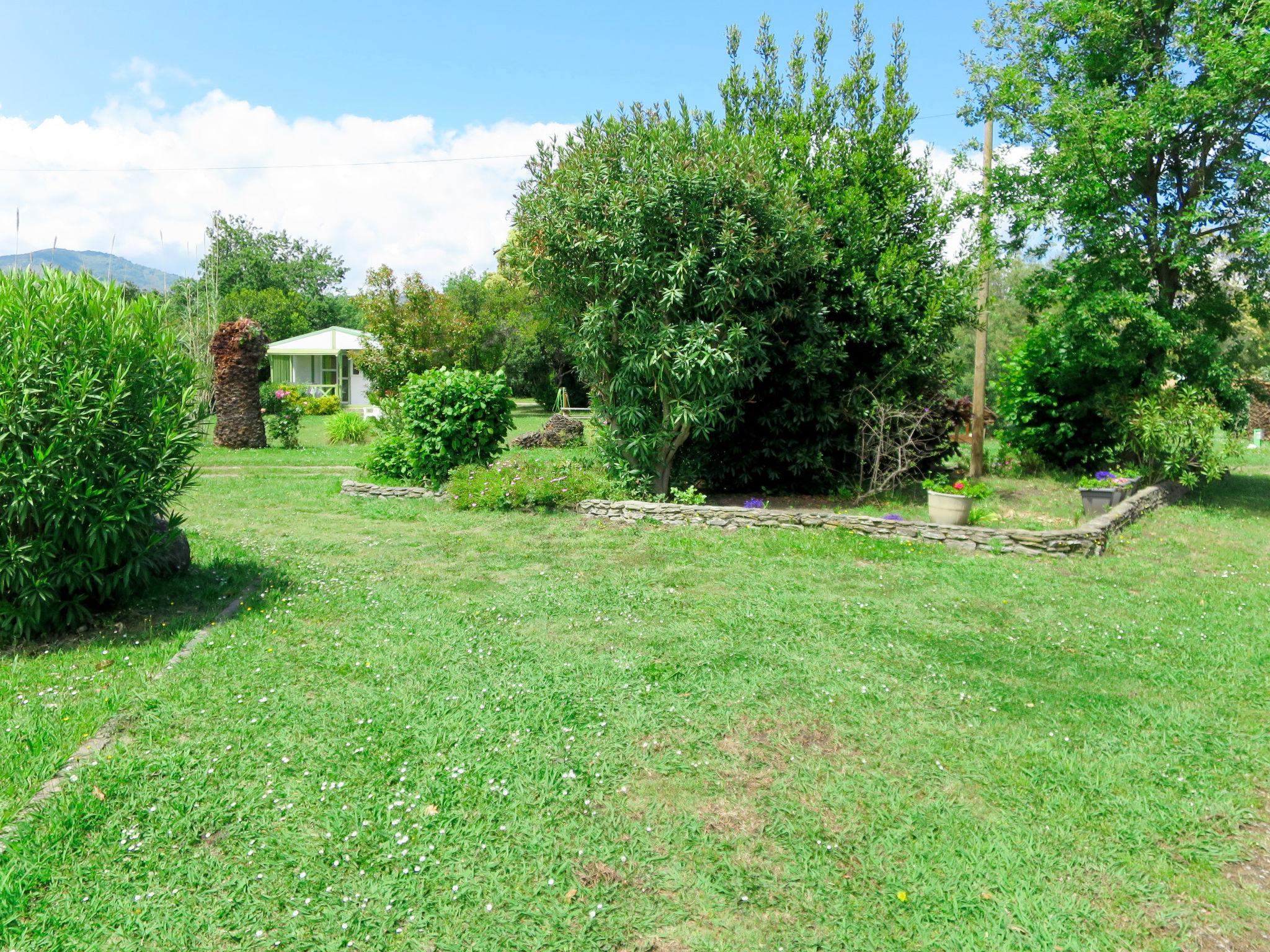 Photo 14 - House in Talasani with garden and sea view