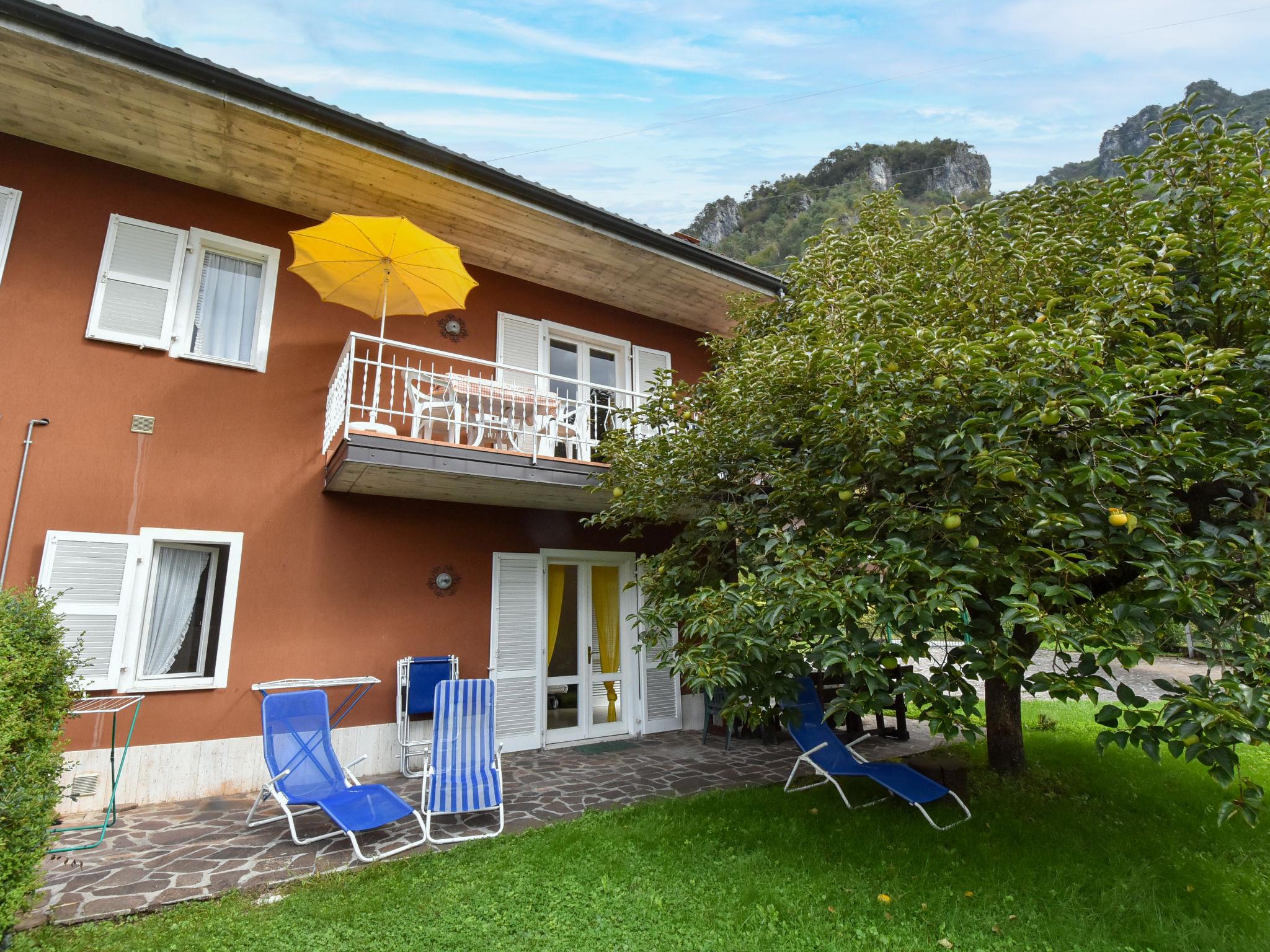 Photo 1 - 2 bedroom Apartment in Idro with garden and mountain view