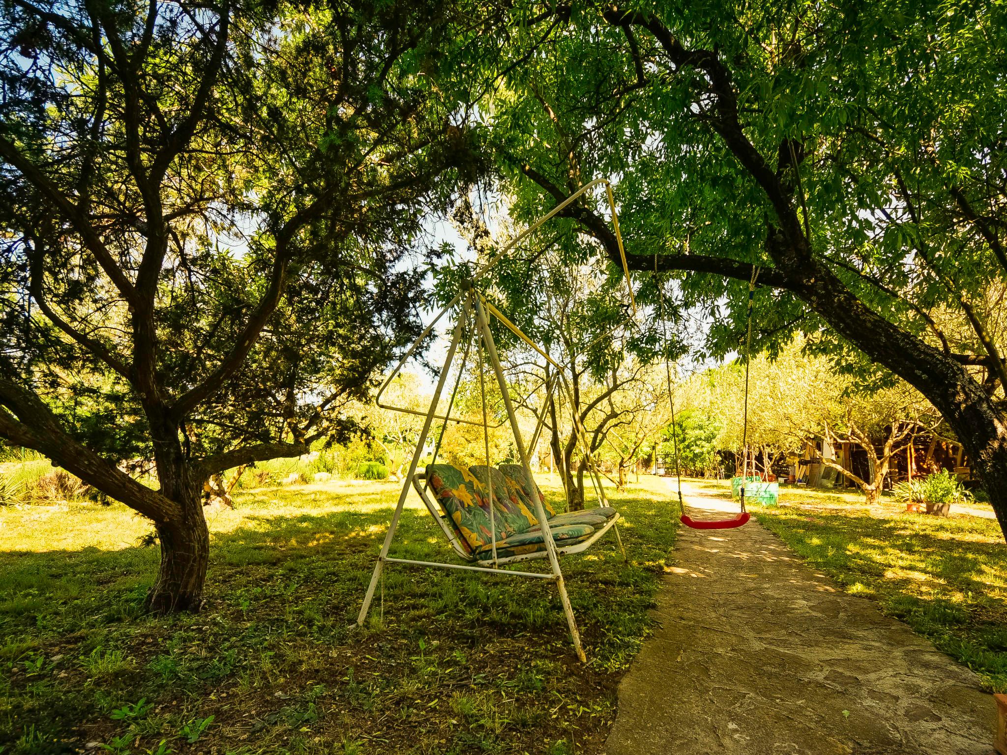 Foto 16 - Appartamento con 1 camera da letto a Novigrad con giardino e terrazza