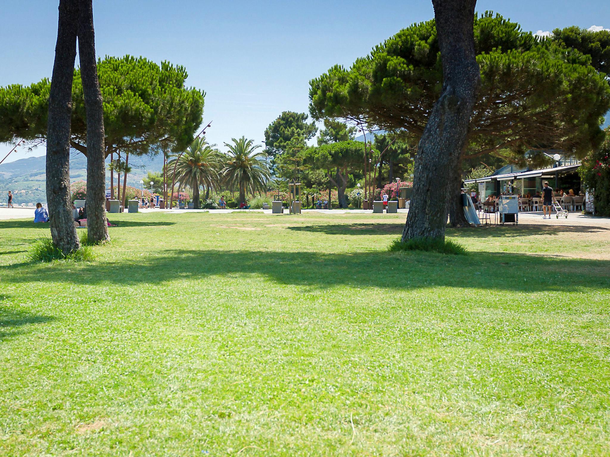 Foto 17 - Casa de 2 quartos em Argelès-sur-Mer com piscina e jardim