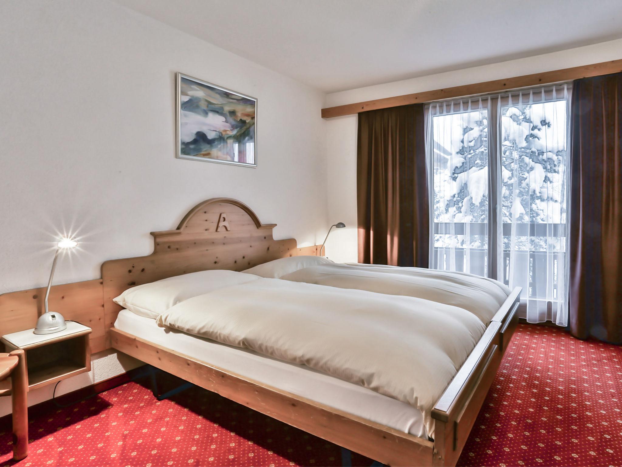 Foto 8 - Apartment mit 2 Schlafzimmern in Grindelwald mit blick auf die berge