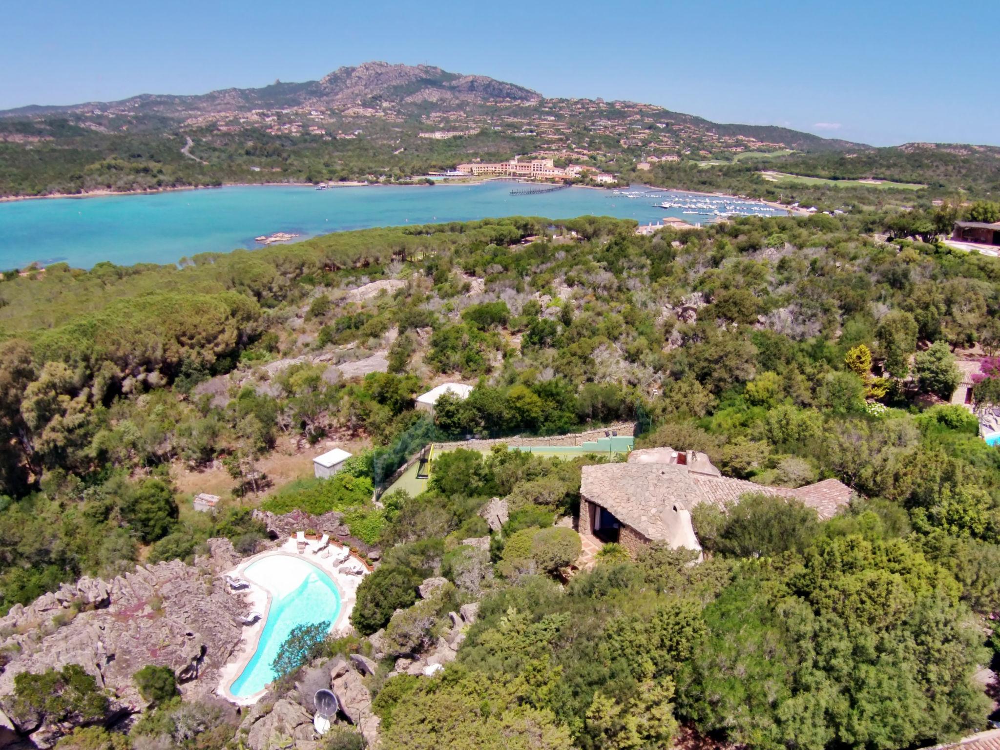 Foto 31 - Casa de 2 quartos em Arzachena com piscina privada e jardim