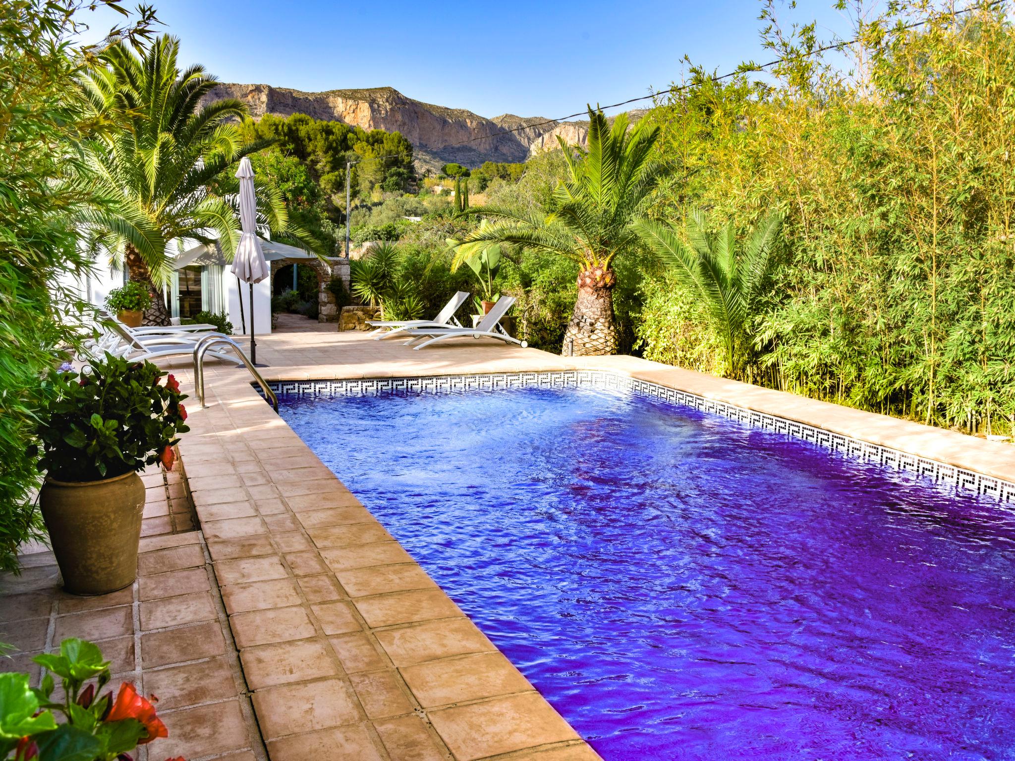 Foto 1 - Casa de 4 quartos em Dénia com piscina privada e vistas do mar