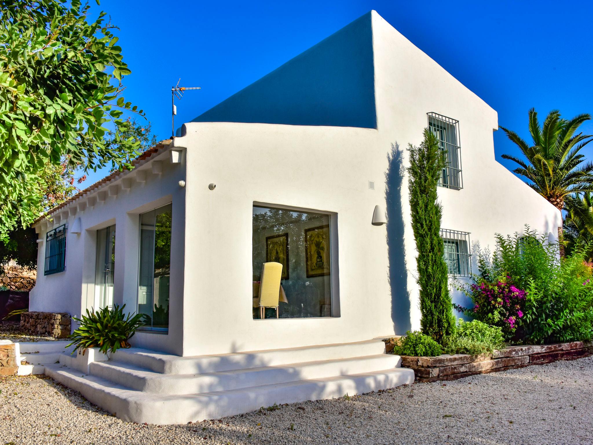 Foto 37 - Casa con 4 camere da letto a Dénia con piscina privata e vista mare