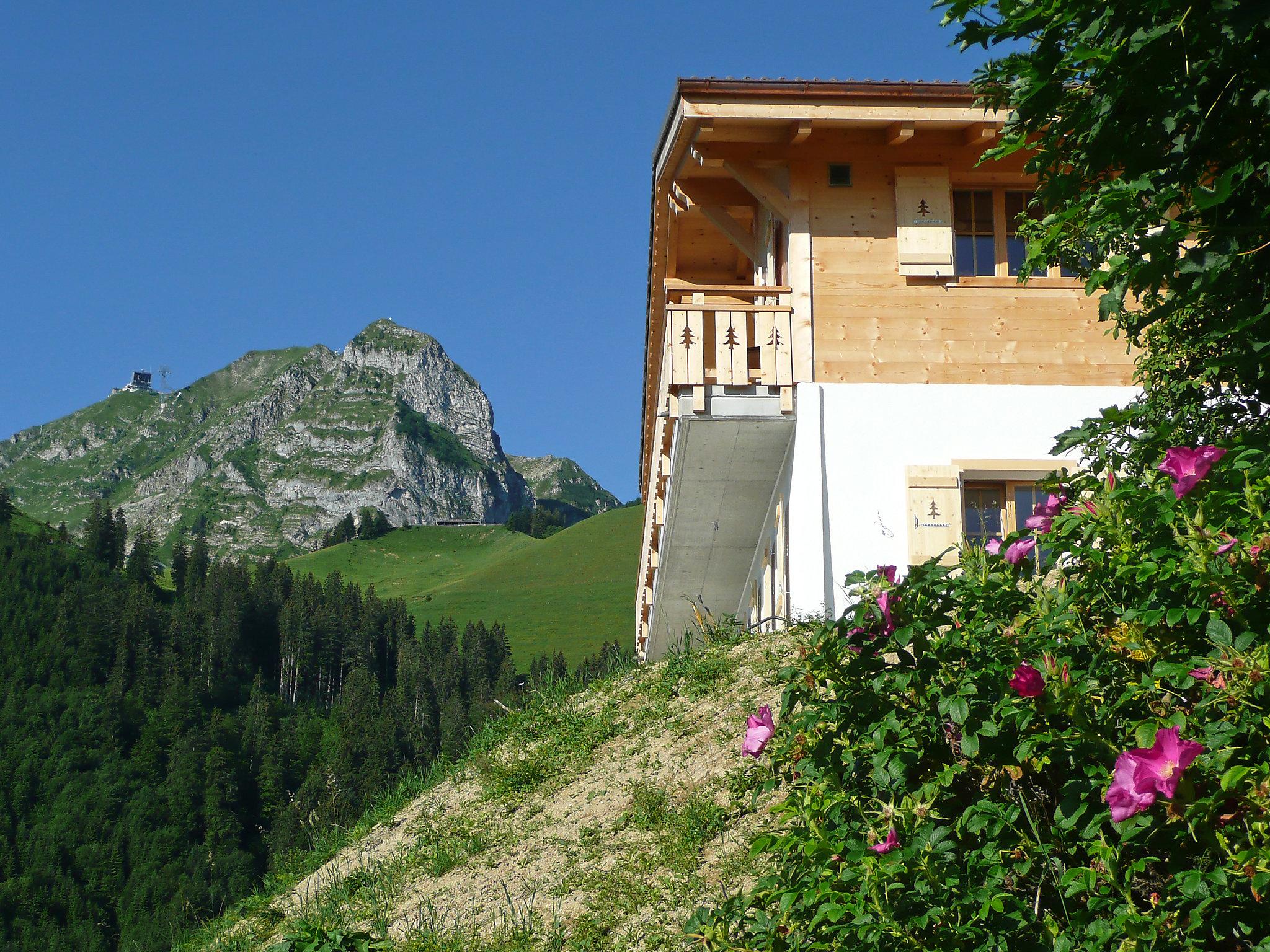 Foto 1 - Casa de 3 quartos em Gruyères com terraço e vista para a montanha