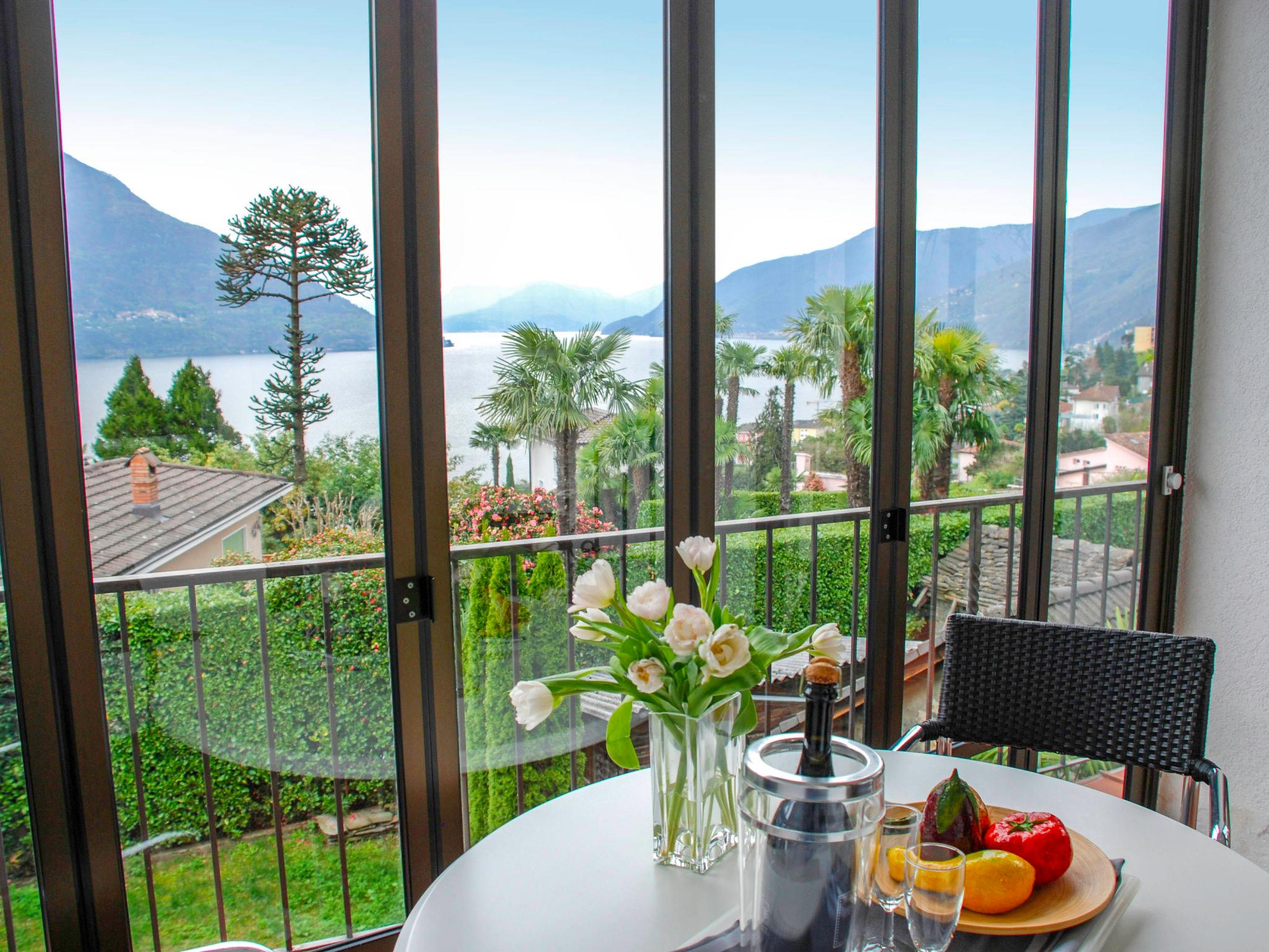 Photo 9 - Maison de 3 chambres à Brissago avec jardin et vues sur la montagne