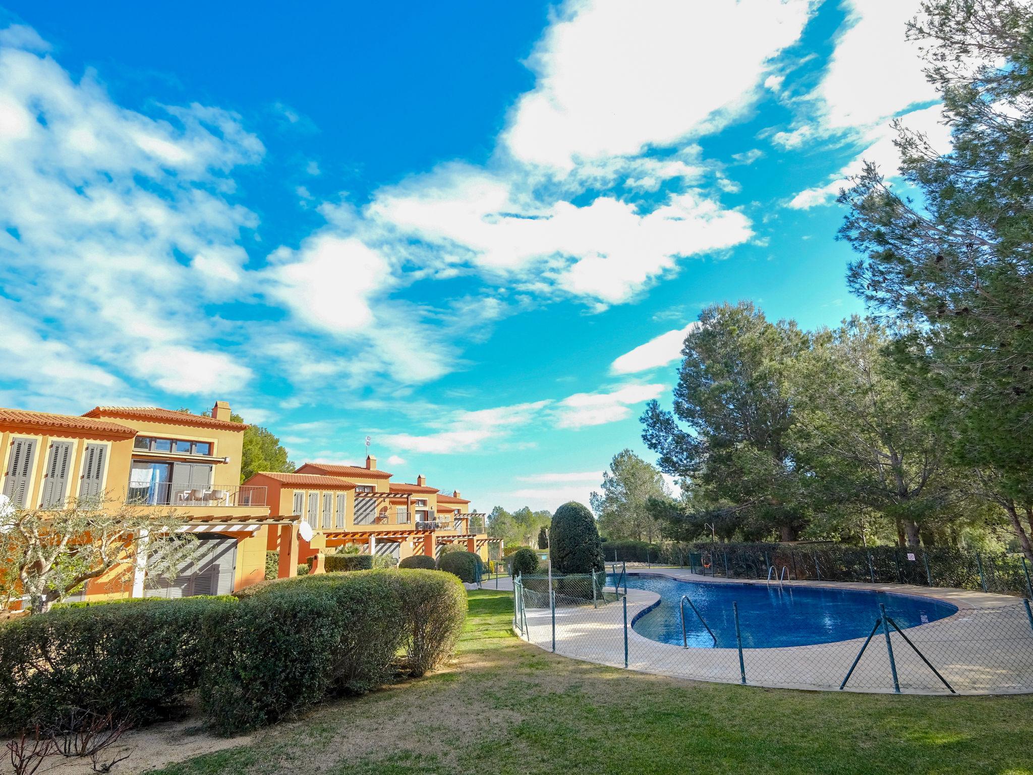 Photo 13 - 3 bedroom Apartment in Mont-roig del Camp with swimming pool and sea view
