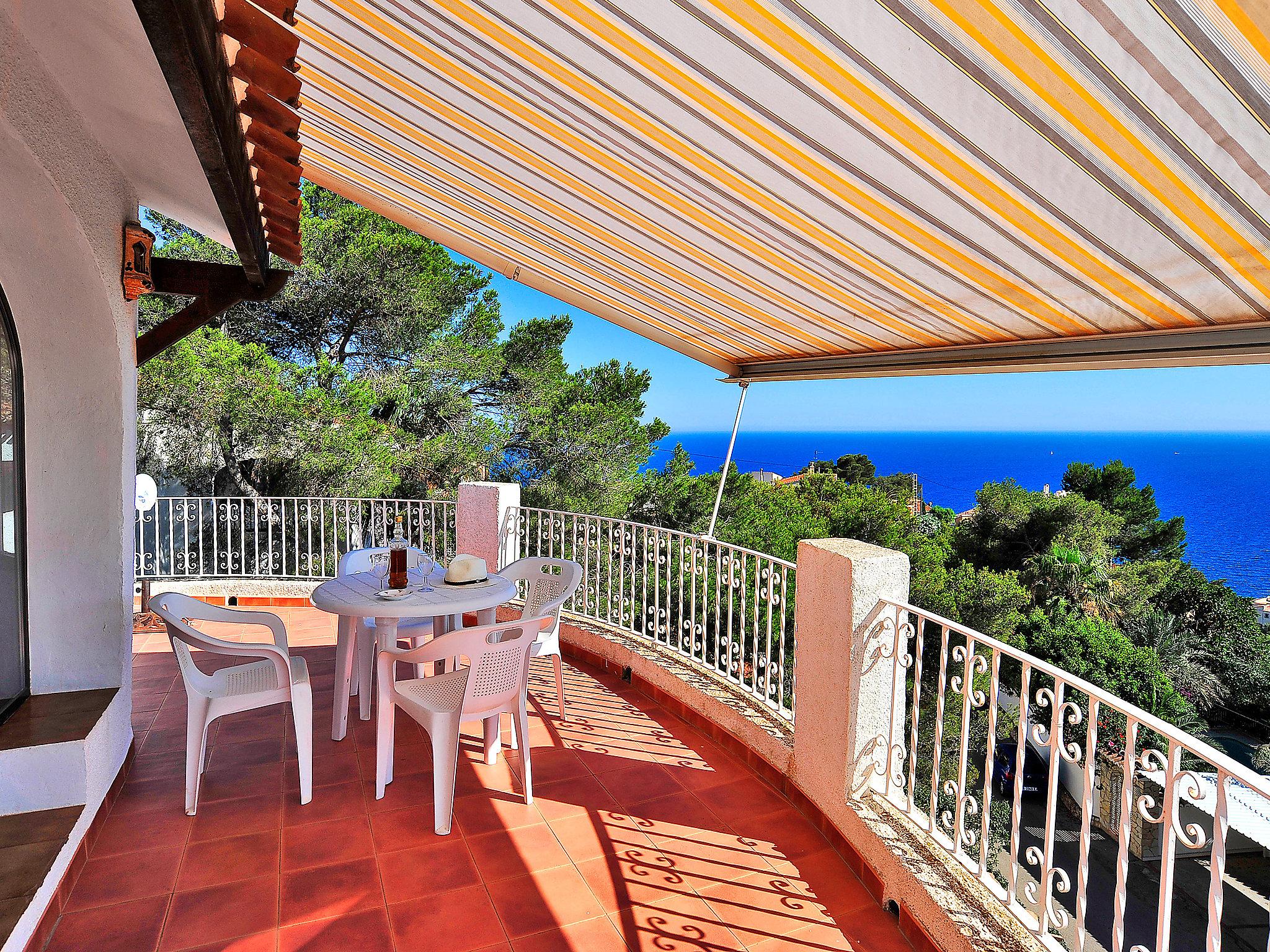 Photo 2 - Maison de 3 chambres à Jávea avec piscine privée et vues à la mer