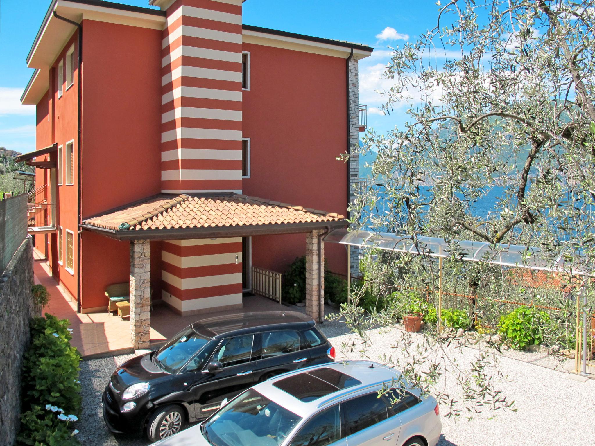 Photo 15 - Appartement de 1 chambre à Brenzone sul Garda avec terrasse et vues sur la montagne