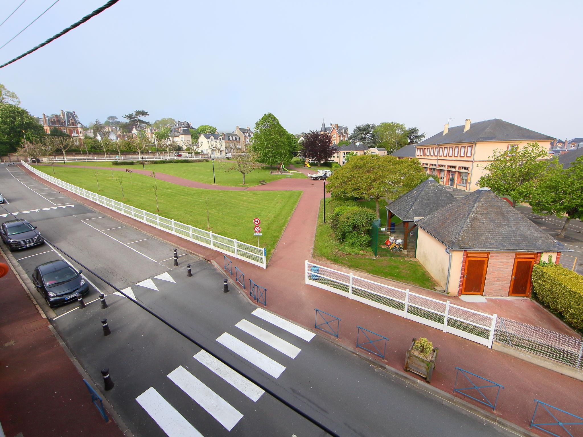 Foto 20 - Haus mit 3 Schlafzimmern in Villers-sur-Mer mit terrasse und blick aufs meer