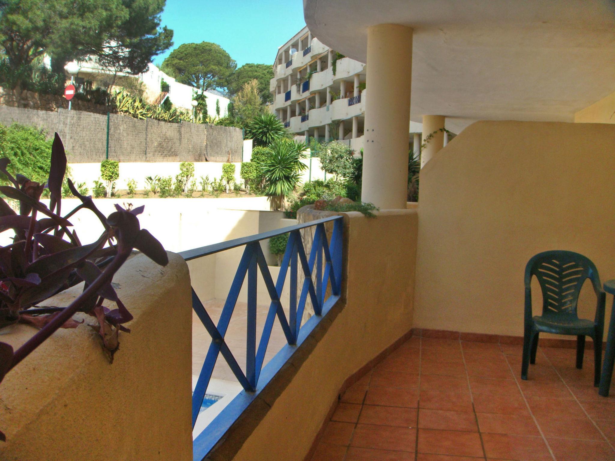 Photo 20 - 1 bedroom Apartment in Fuengirola with swimming pool and sea view