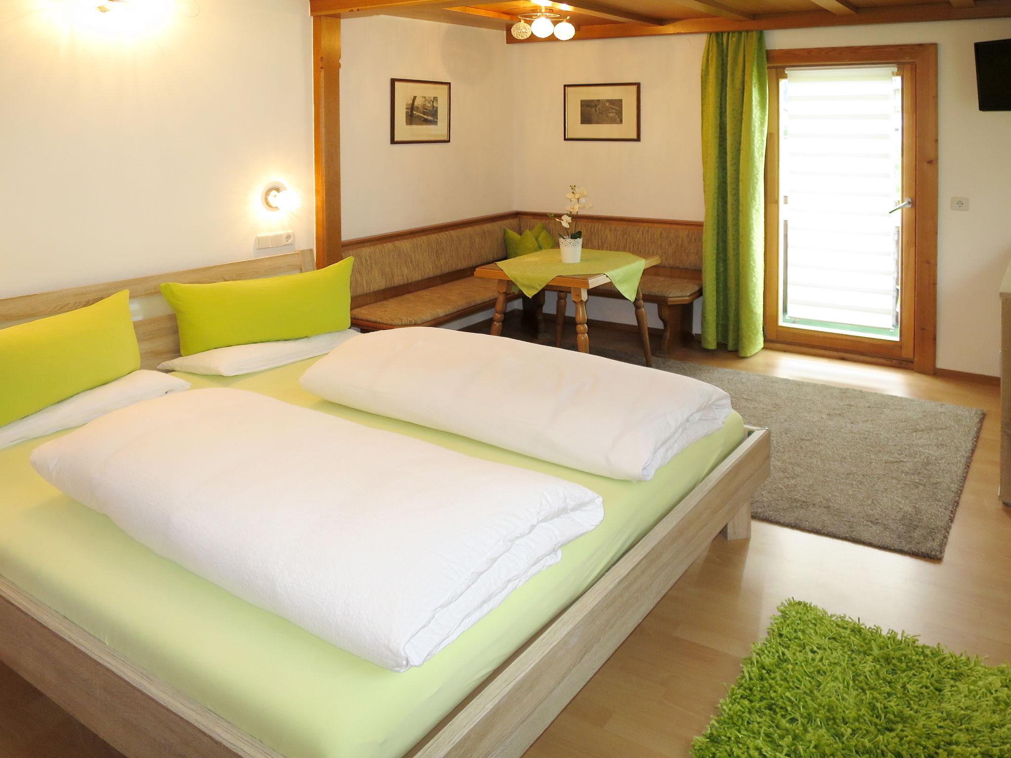 Foto 8 - Appartamento con 2 camere da letto a Zell am Ziller con giardino e terrazza