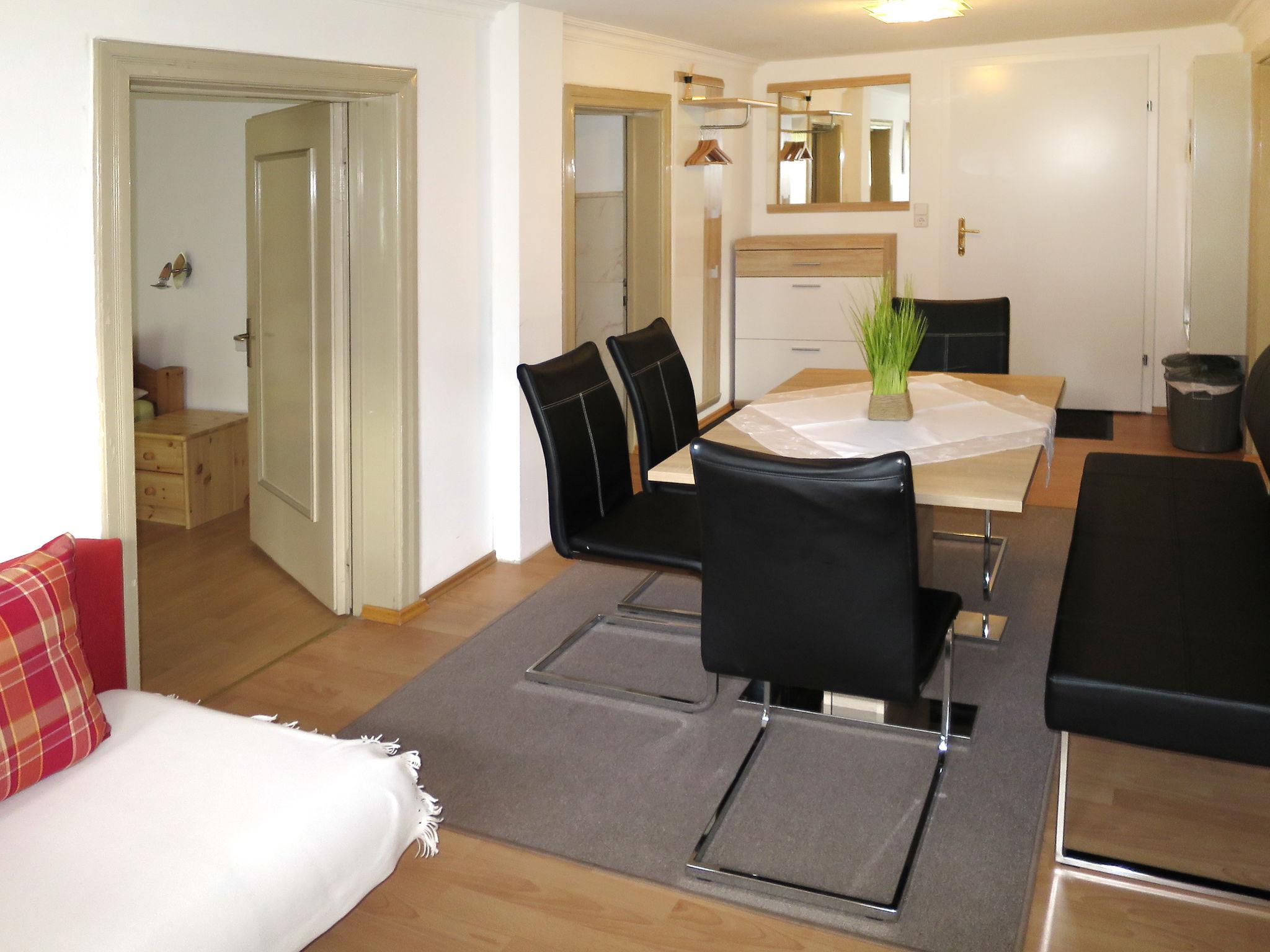 Foto 6 - Apartamento de 2 habitaciones en Zell am Ziller con jardín y vistas a la montaña