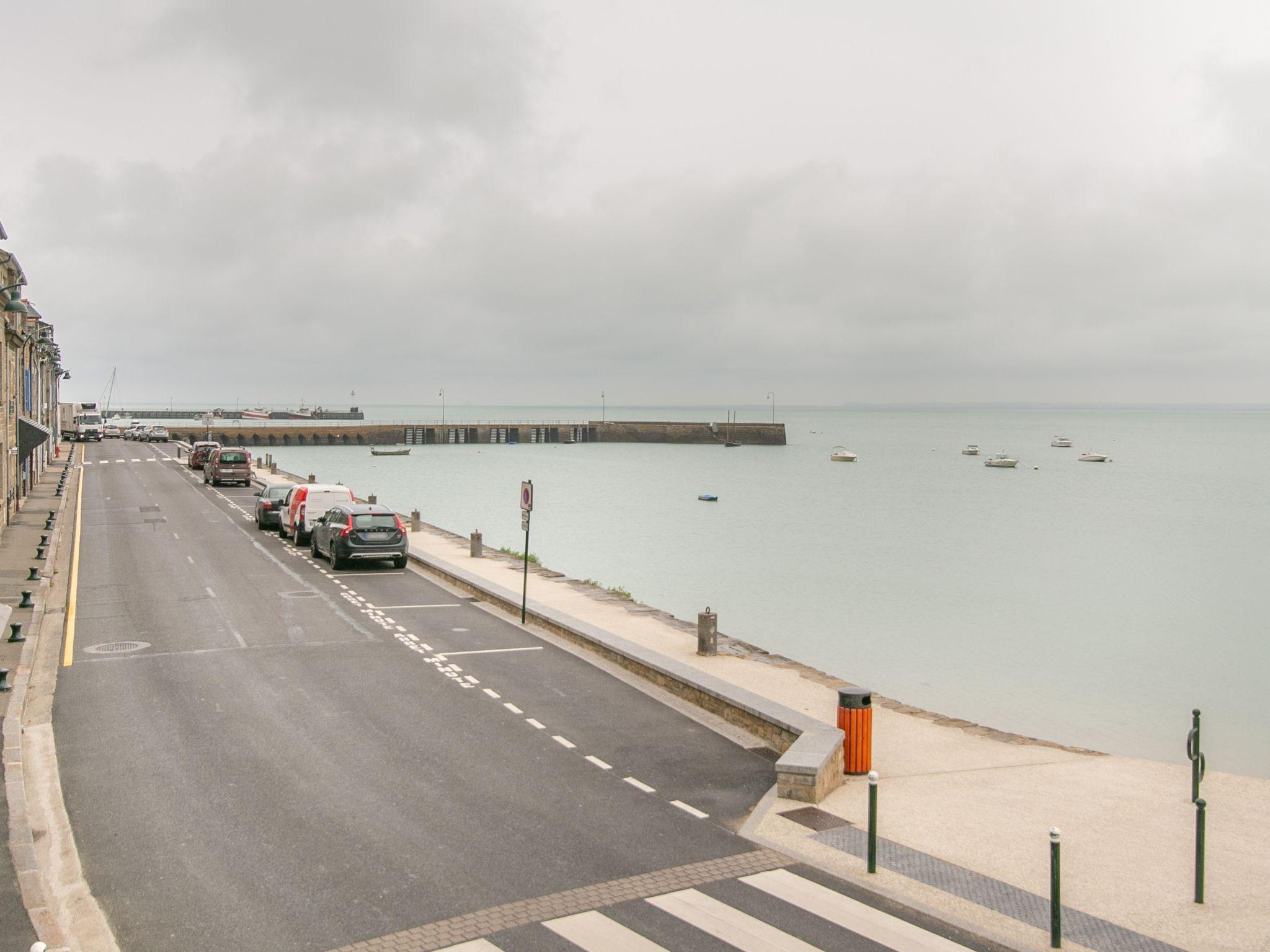 Photo 19 - Appartement de 2 chambres à Cancale avec vues à la mer