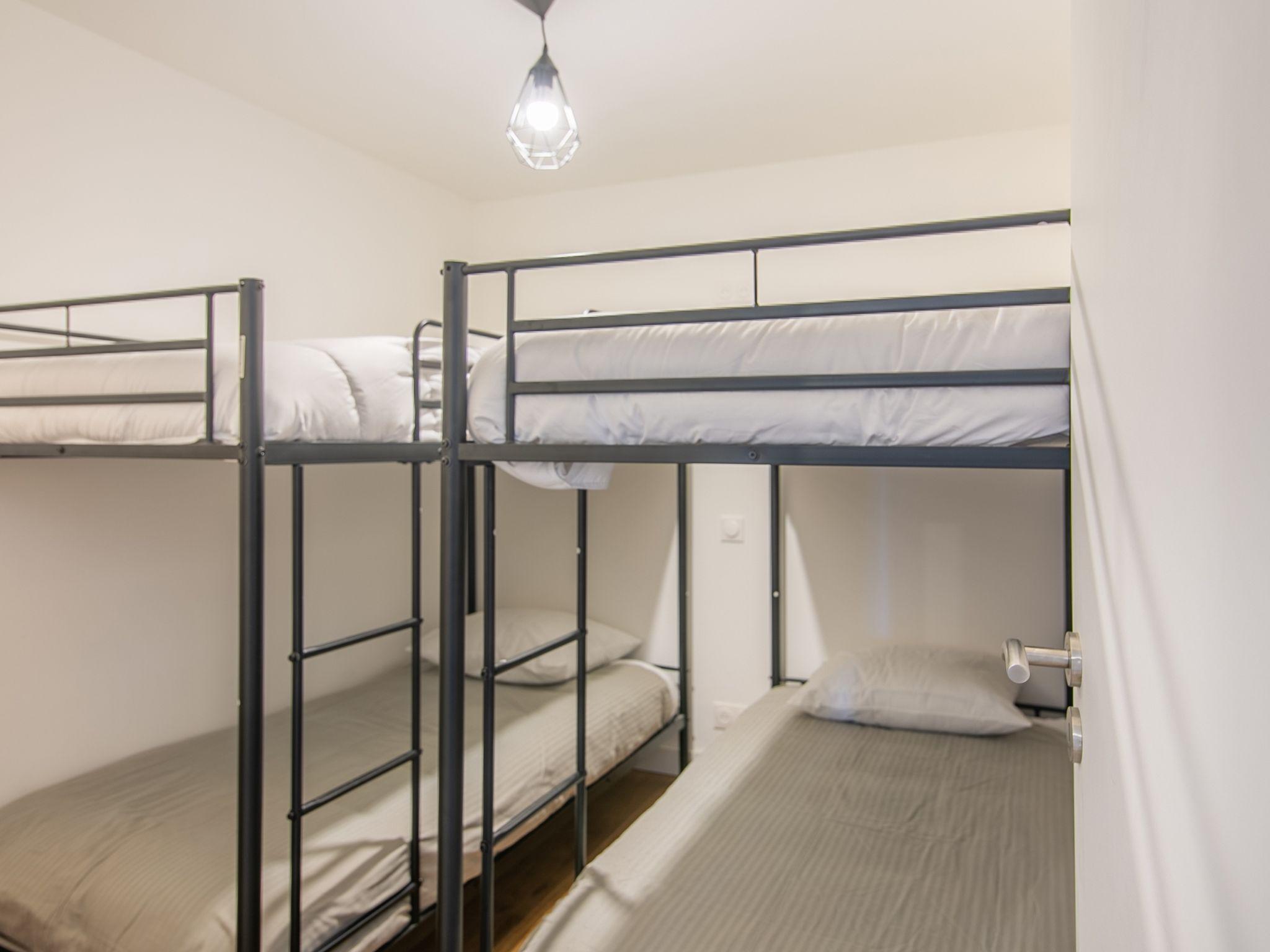 Foto 13 - Appartamento con 2 camere da letto a Cancale con vista mare