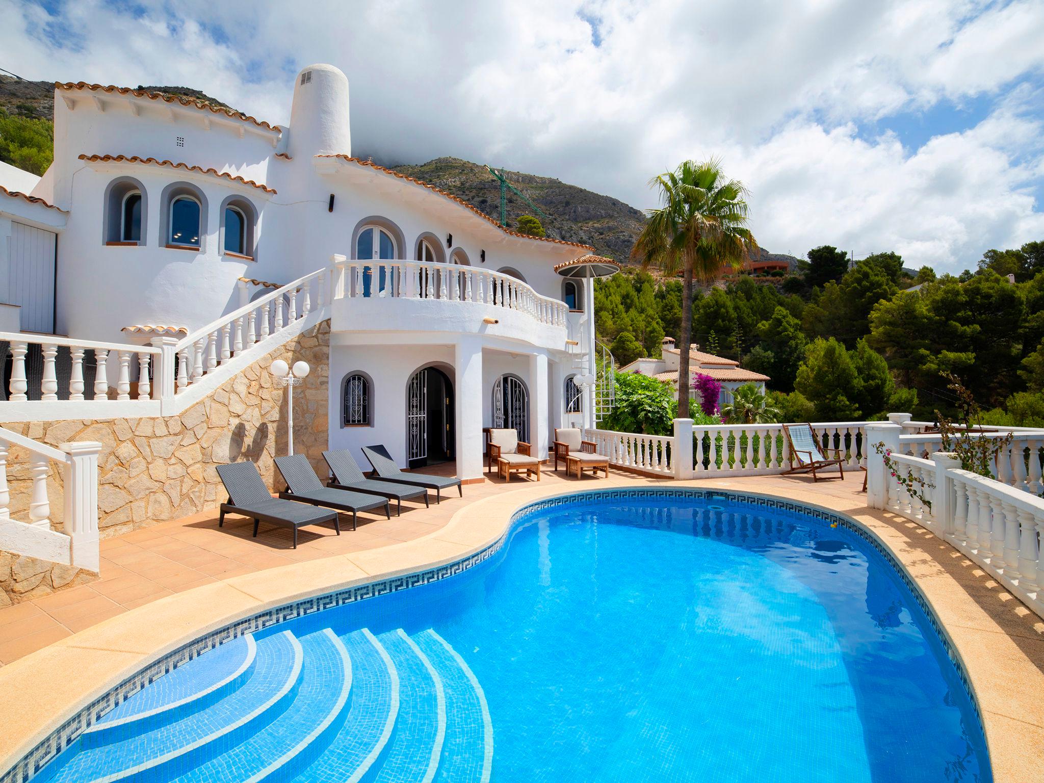 Foto 1 - Casa de 4 quartos em Altea com piscina privada e vistas do mar