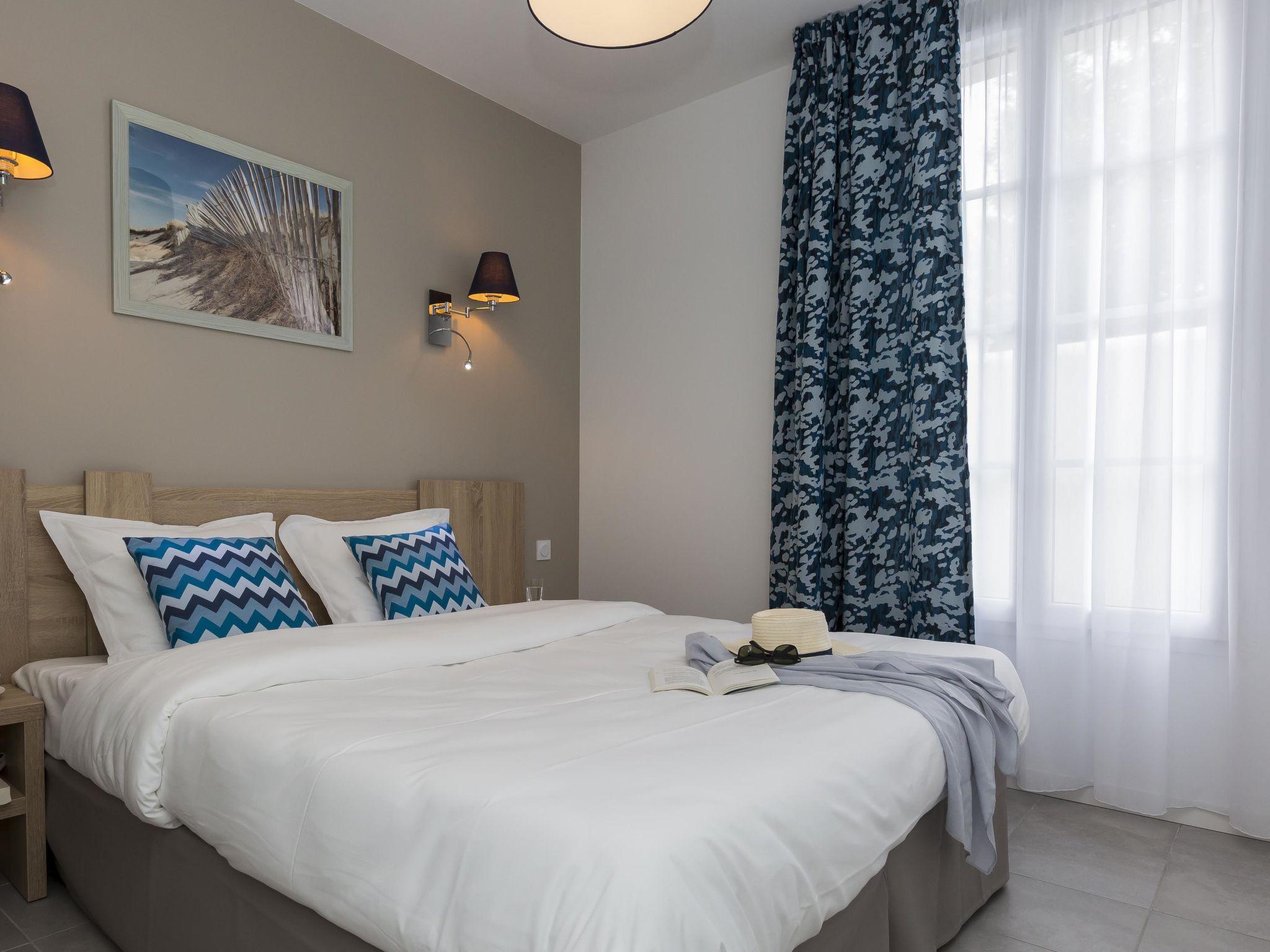 Photo 7 - Appartement de 2 chambres à Rivedoux-Plage avec piscine et vues à la mer