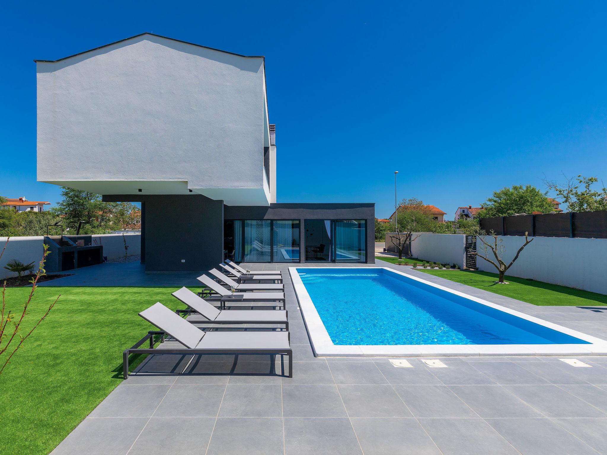 Foto 1 - Casa de 3 quartos em Fažana com piscina privada e vistas do mar