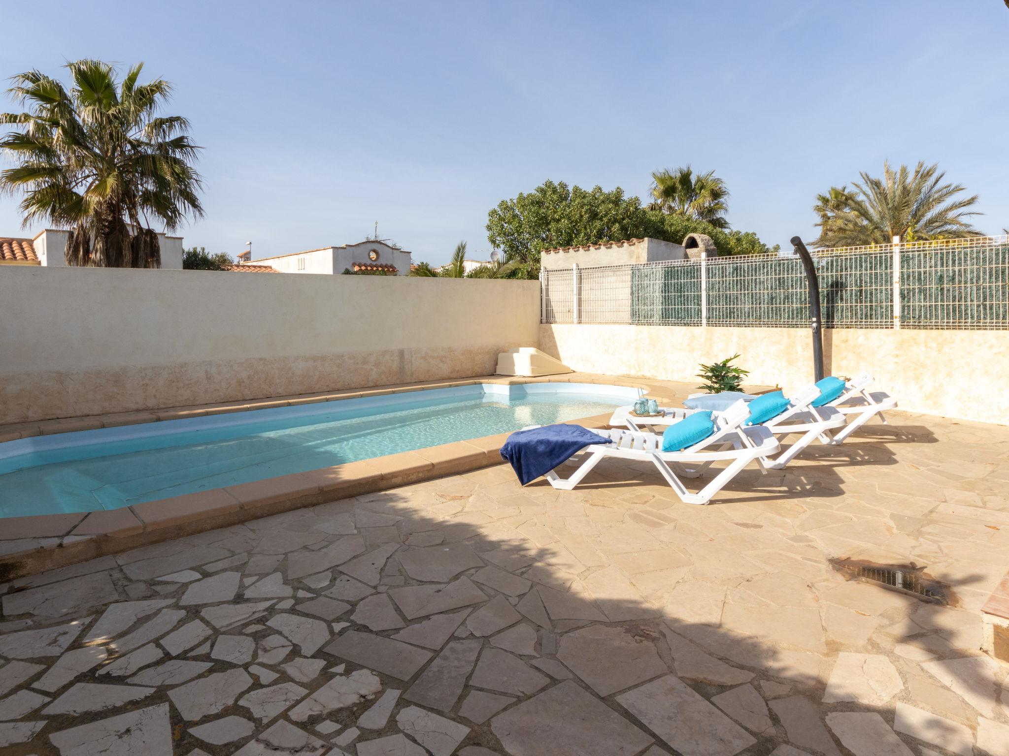 Photo 25 - 3 bedroom House in Deltebre with private pool and garden