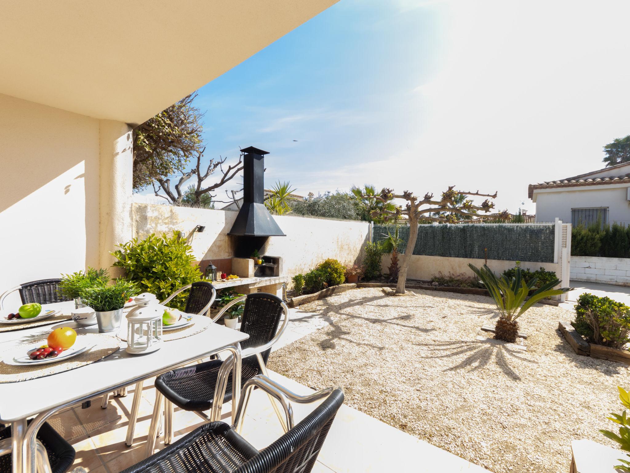 Photo 2 - Maison de 3 chambres à Deltebre avec piscine privée et vues à la mer