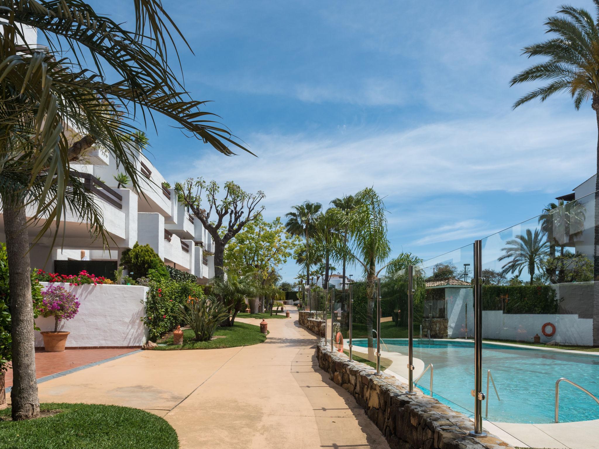 Photo 20 - Appartement de 2 chambres à Estepona avec piscine et jardin