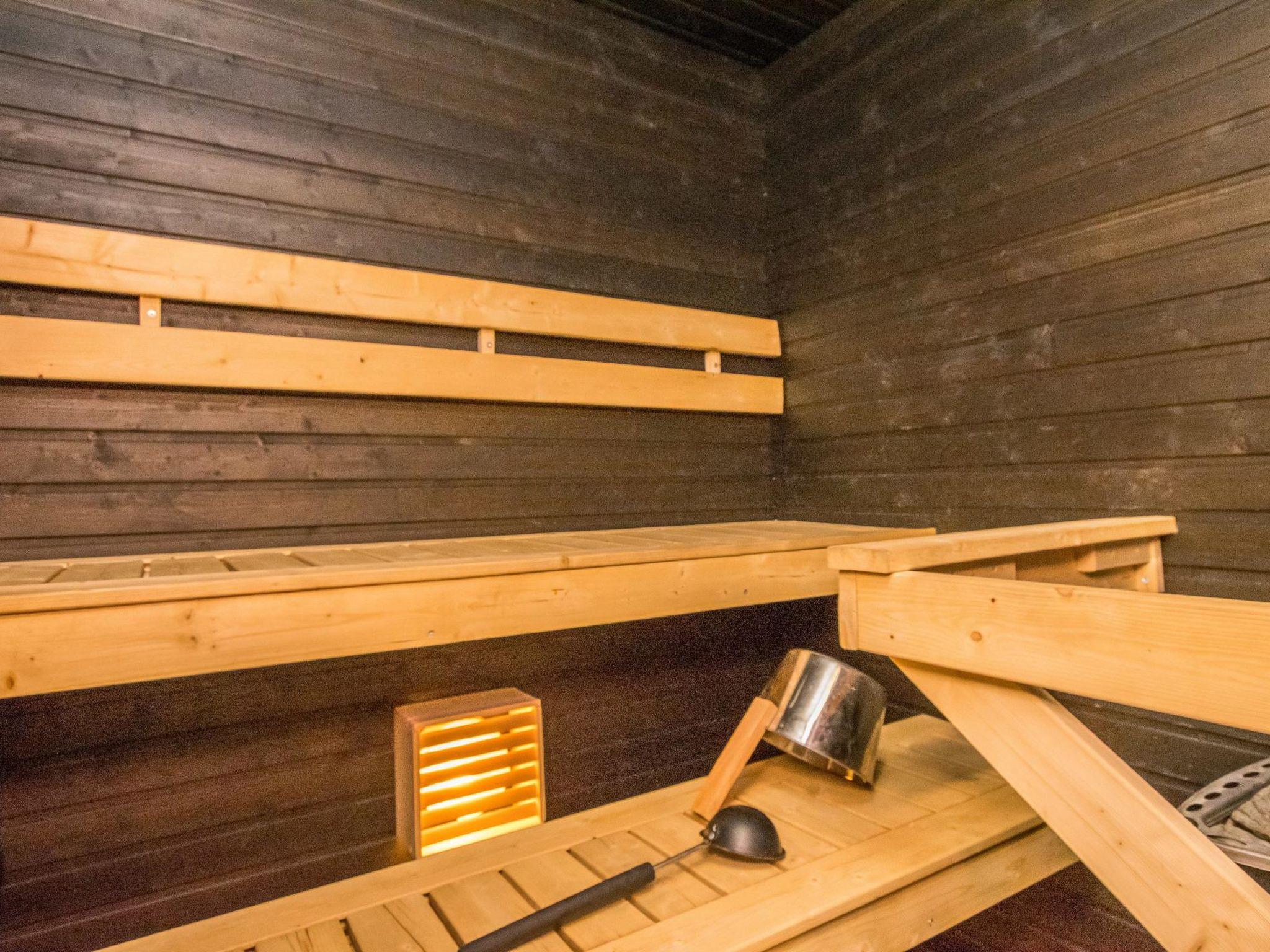Foto 16 - Casa de 2 quartos em Hyrynsalmi com sauna
