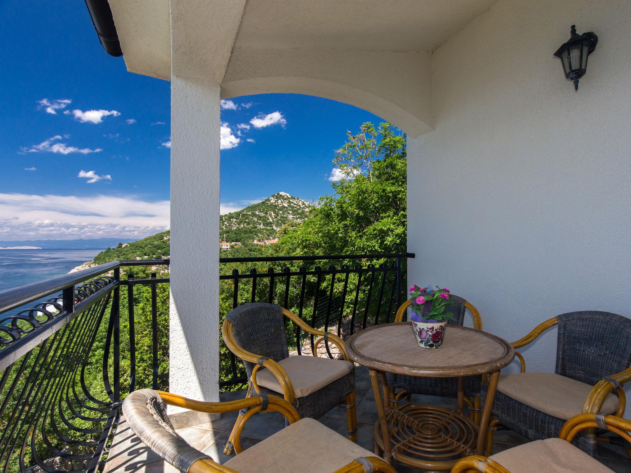 Photo 6 - 2 bedroom Apartment in Senj with terrace