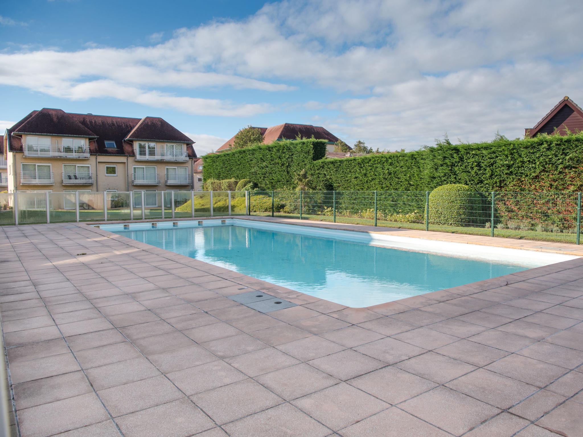 Photo 17 - Appartement en De Haan avec piscine et jardin