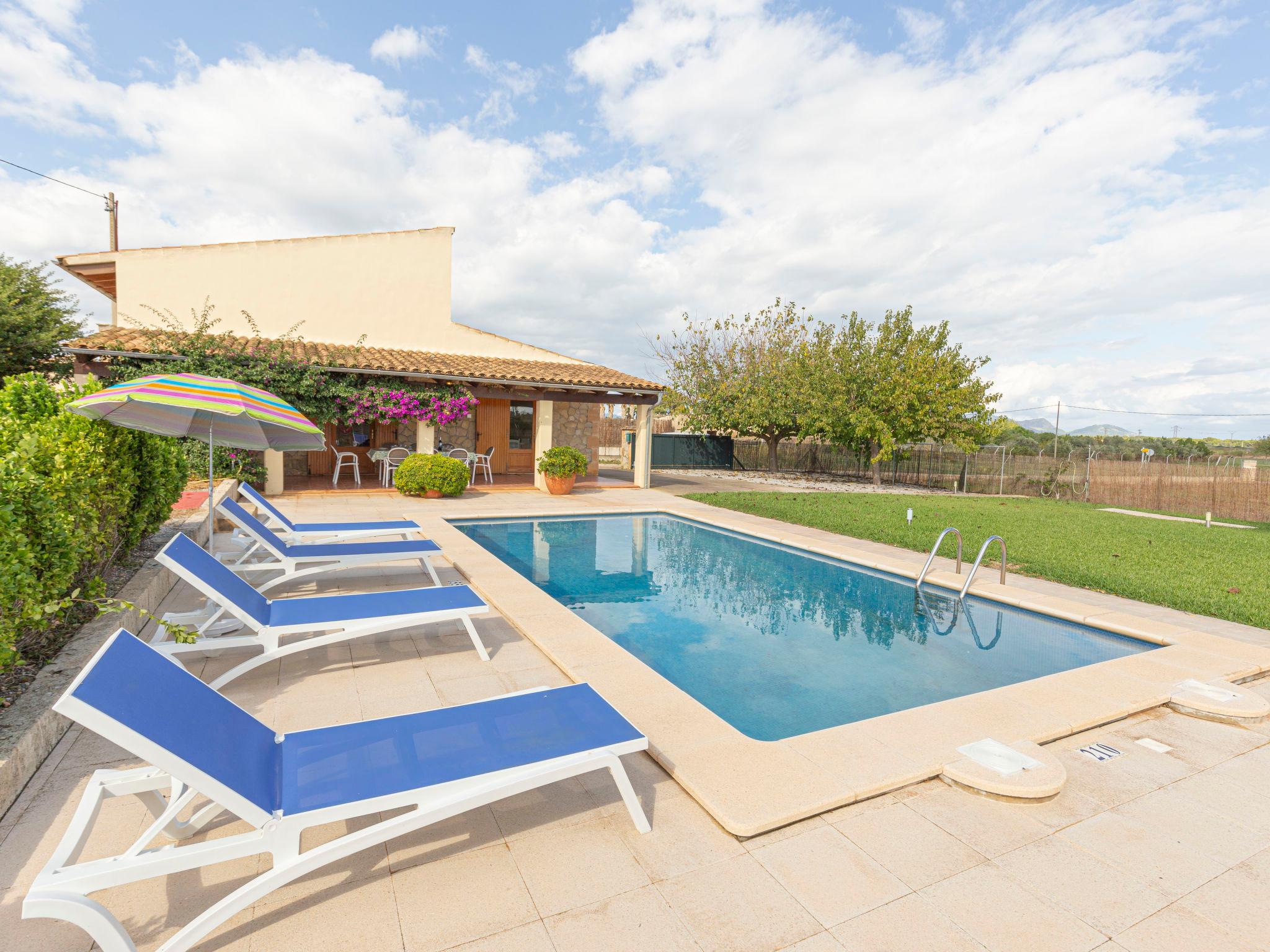 Photo 1 - Maison de 4 chambres à Muro avec piscine privée et vues à la mer