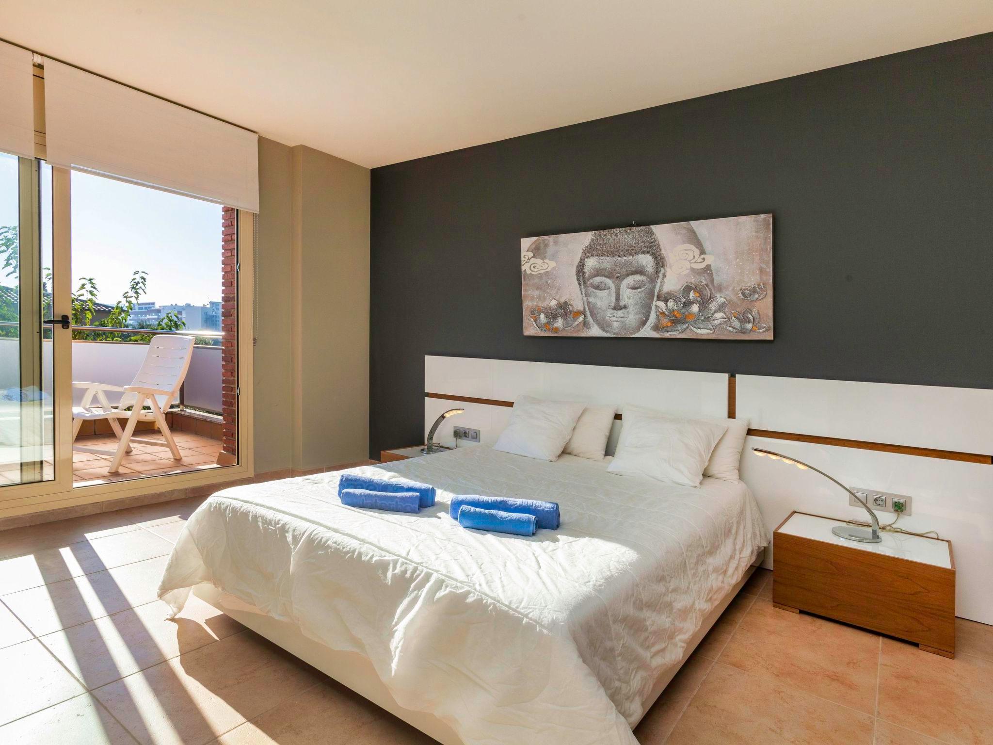 Foto 5 - Casa con 4 camere da letto a Lloret de Mar con piscina e vista mare